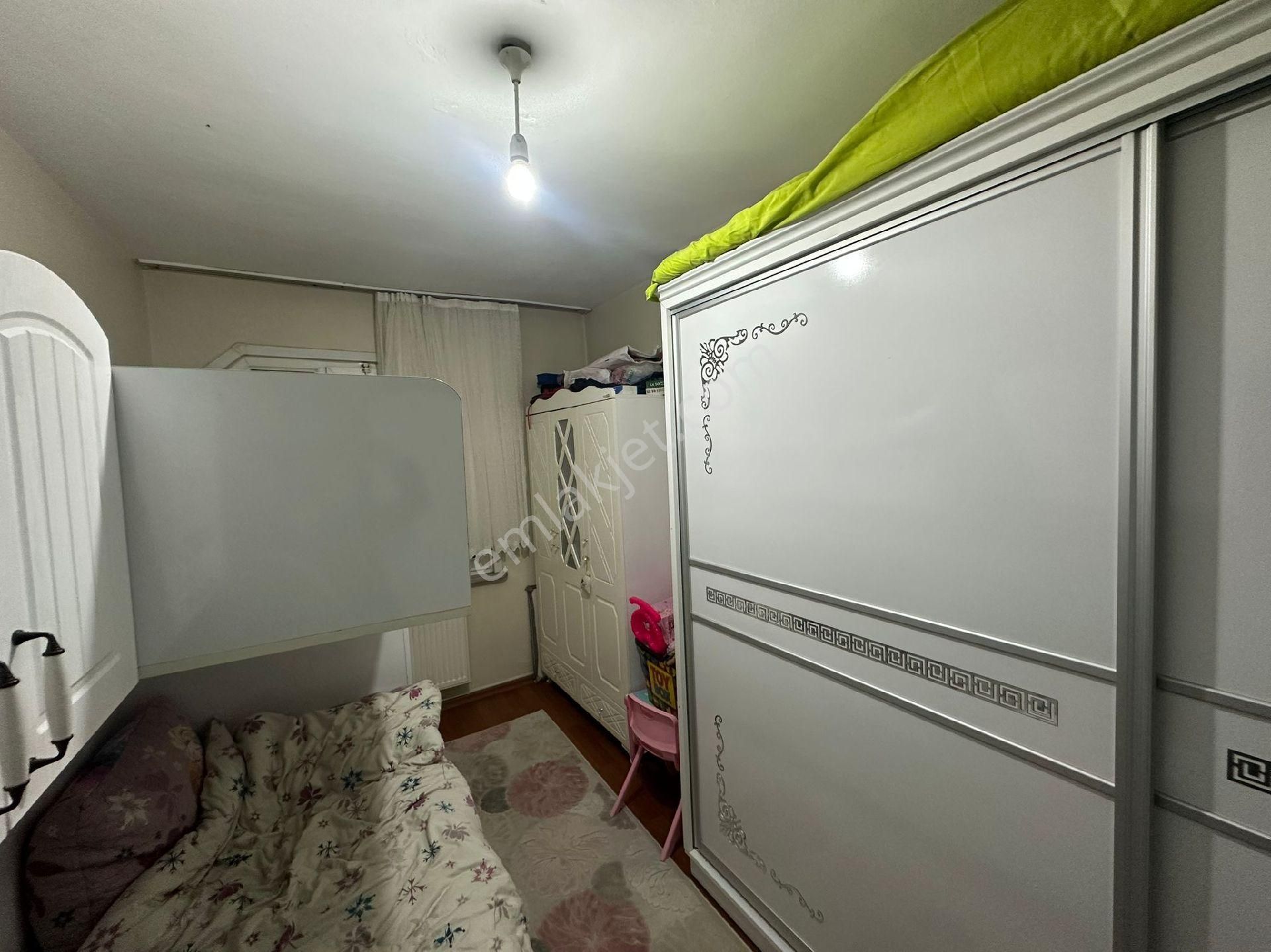 Esenler Kazım Karabekir Mahallesi Satılık 2+1 Giriş Kat - Görsel 13