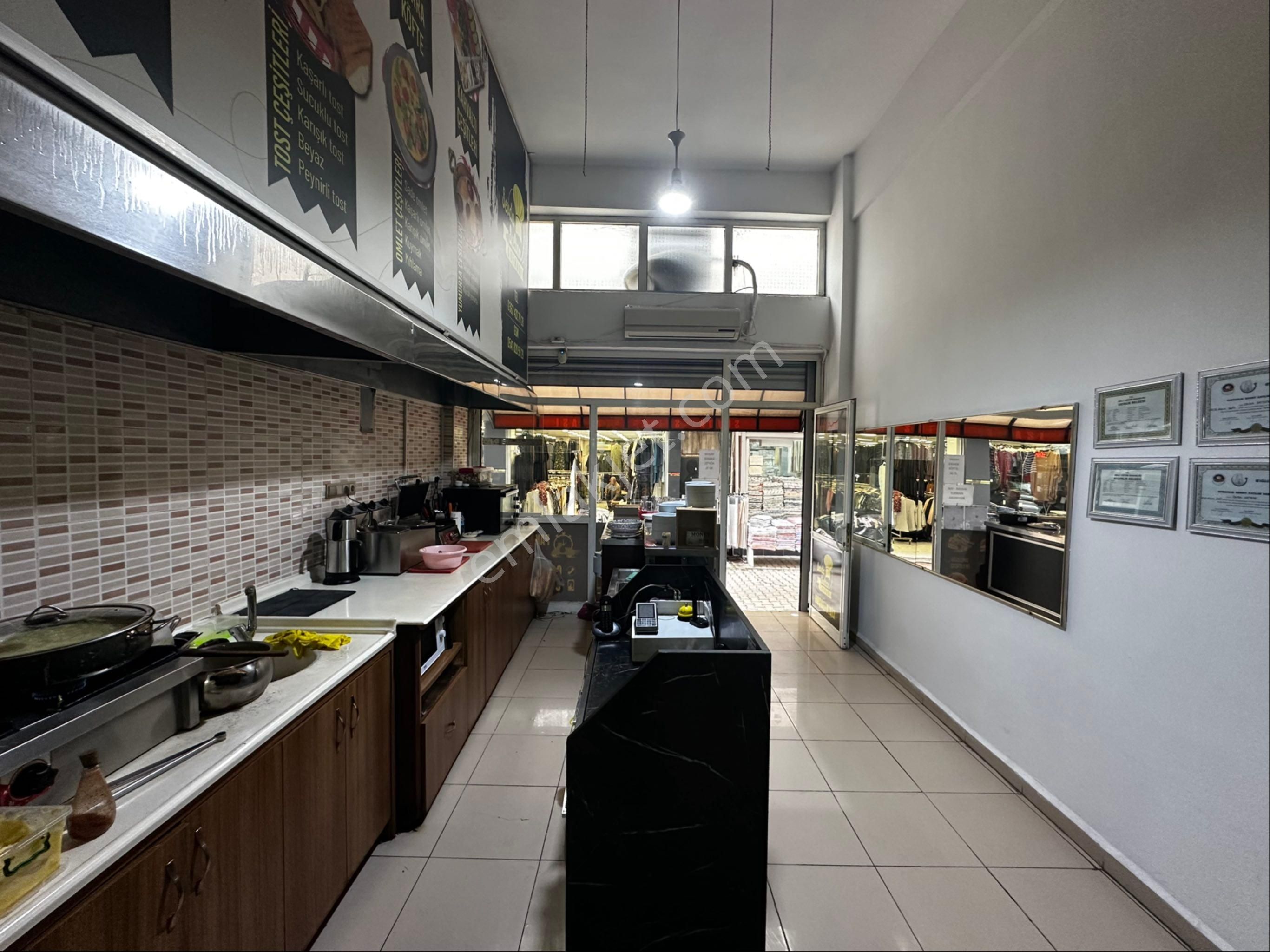 Mükemmel Konum Kaçırılmaz Yatırım Fırsatı Masrafsız Dükkan - Görsel 8