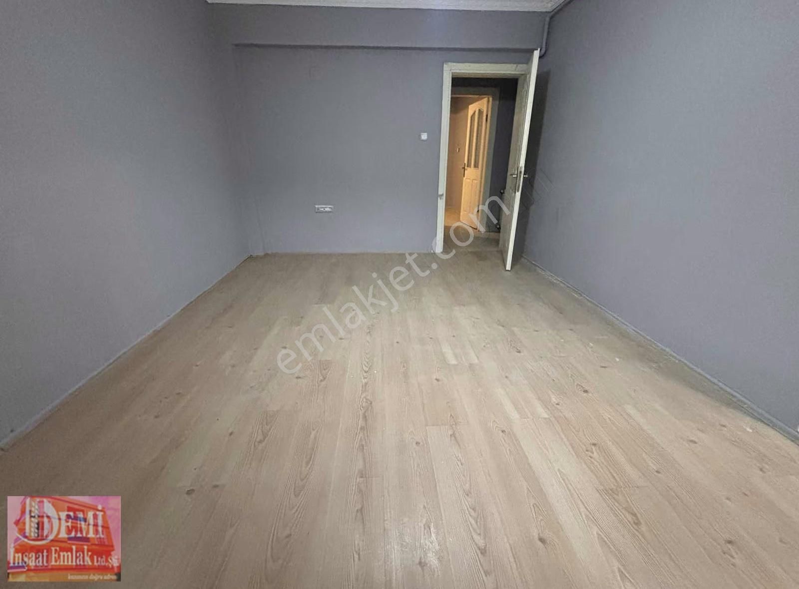 Pazar Pazarına Yakın Site İçi 3+1 Geniş Odalı Balkonlu Daire - Görsel 18