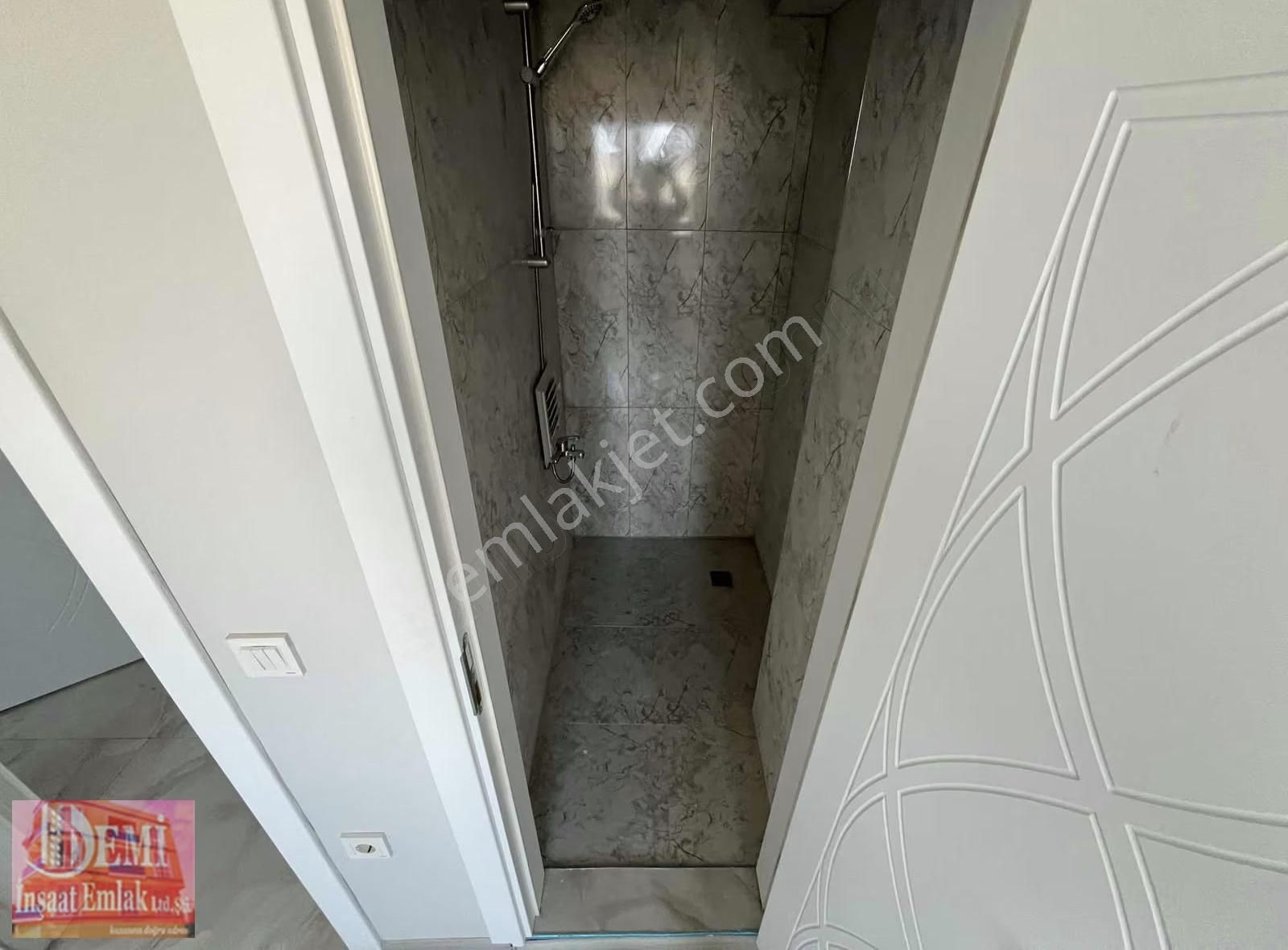 8.katlıların En Uygun 2+1 Sıfır 5.kat Çift Cephe Geniş Site İçi - Görsel 20
