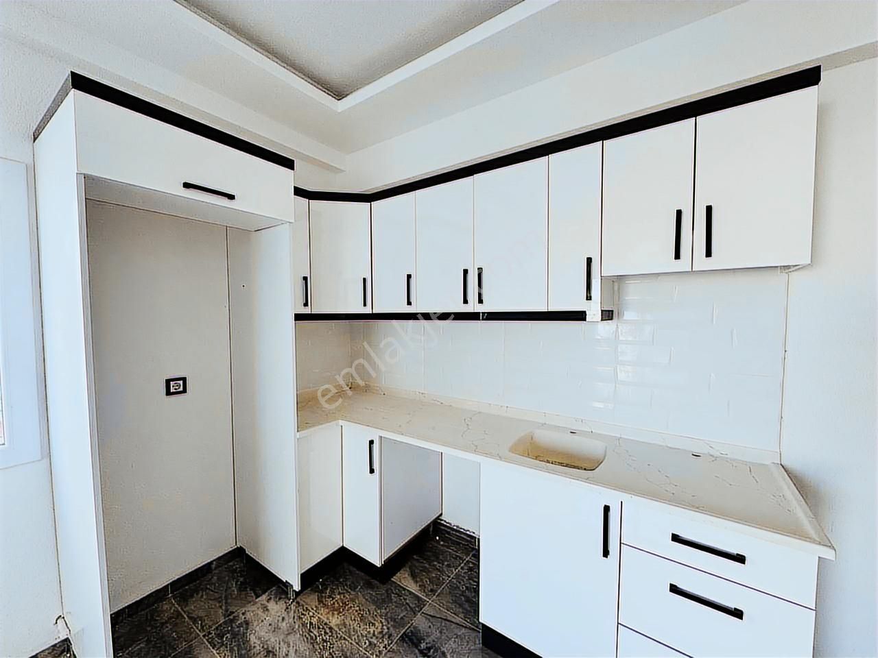 Didimde Satılık Asansörlü Ara Kat Sıfır 1+1 Uygun Daire - Görsel 9