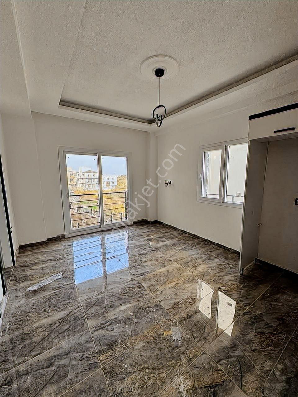 Didimde Satılık Asansörlü Ara Kat Sıfır 1+1 Uygun Daire - Görsel 3