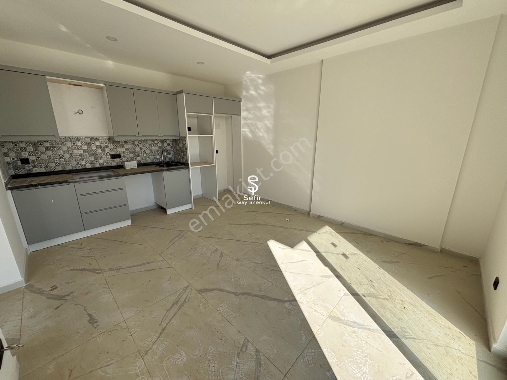 Alanya Mahmutlar'da 1+1 Full Aktiviteli Geniş Satılık Daire - Görsel 4