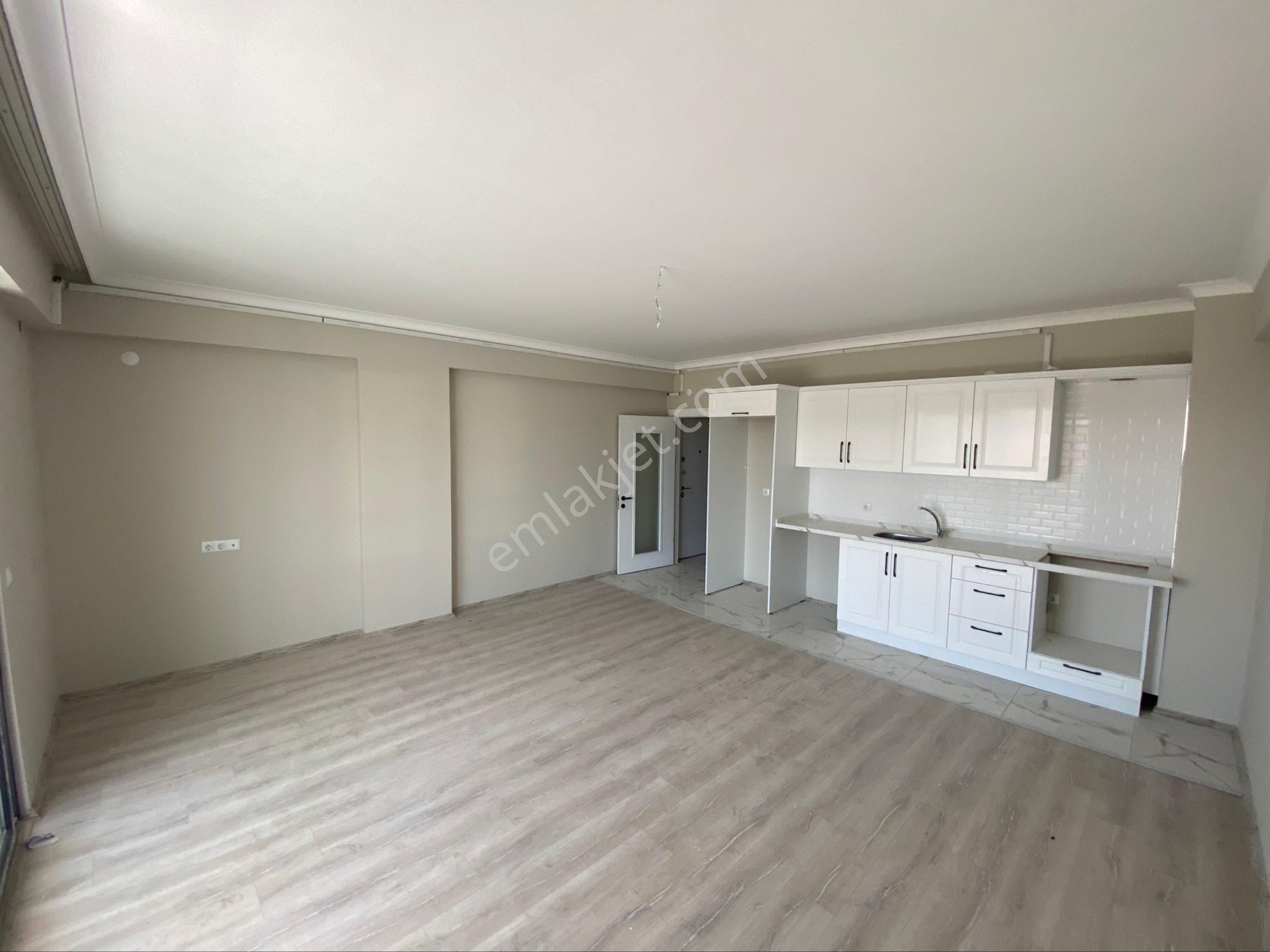Yalı Gayrimenkul'den Site İçerisinde Satılık Sıfır 2+1 Deniz Manzaralı Daire - Görsel 4