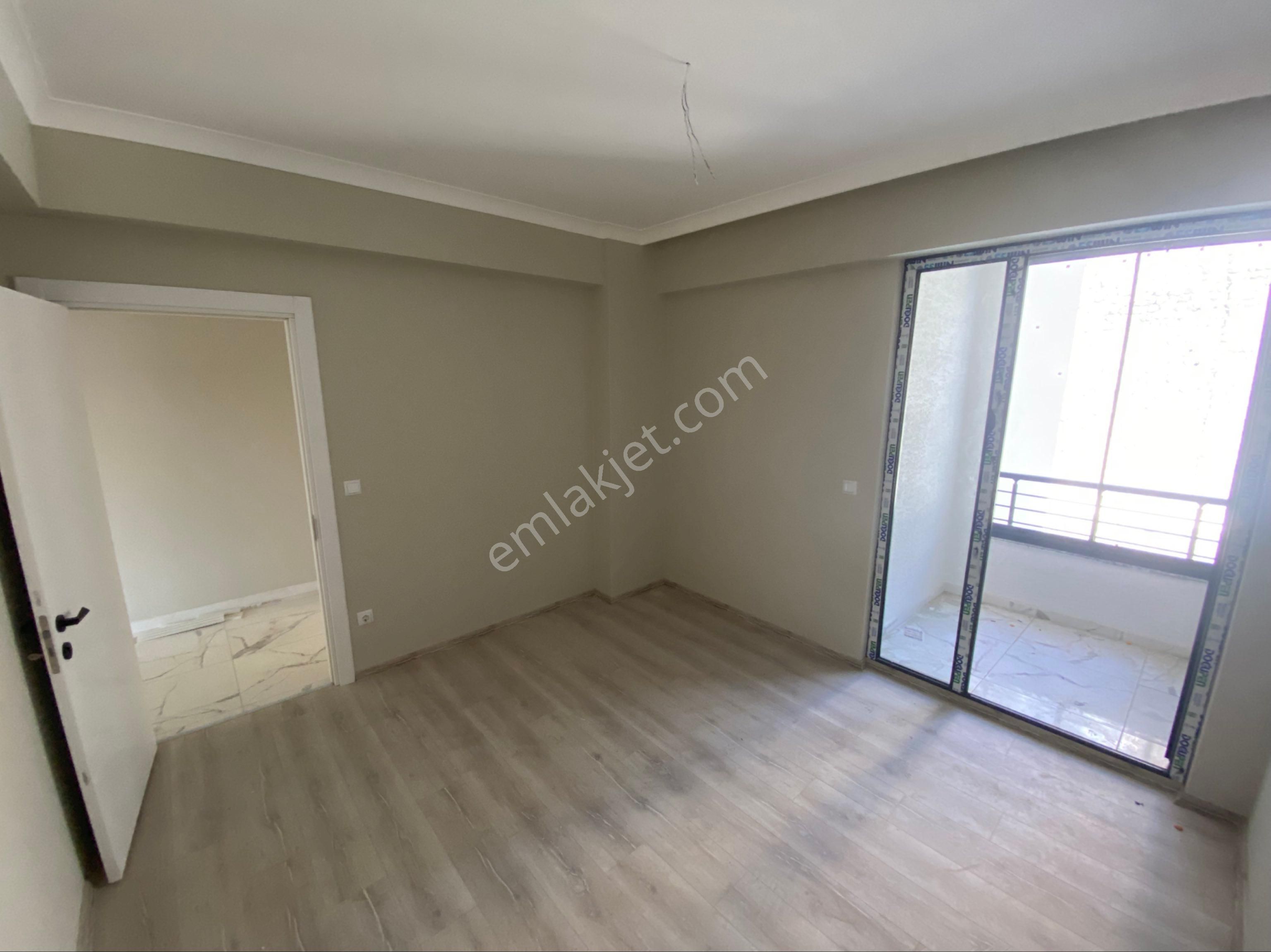 Yalı Gayrimenkul'den Site İçerisinde Satılık Sıfır 2+1 Deniz Manzaralı Daire - Görsel 9