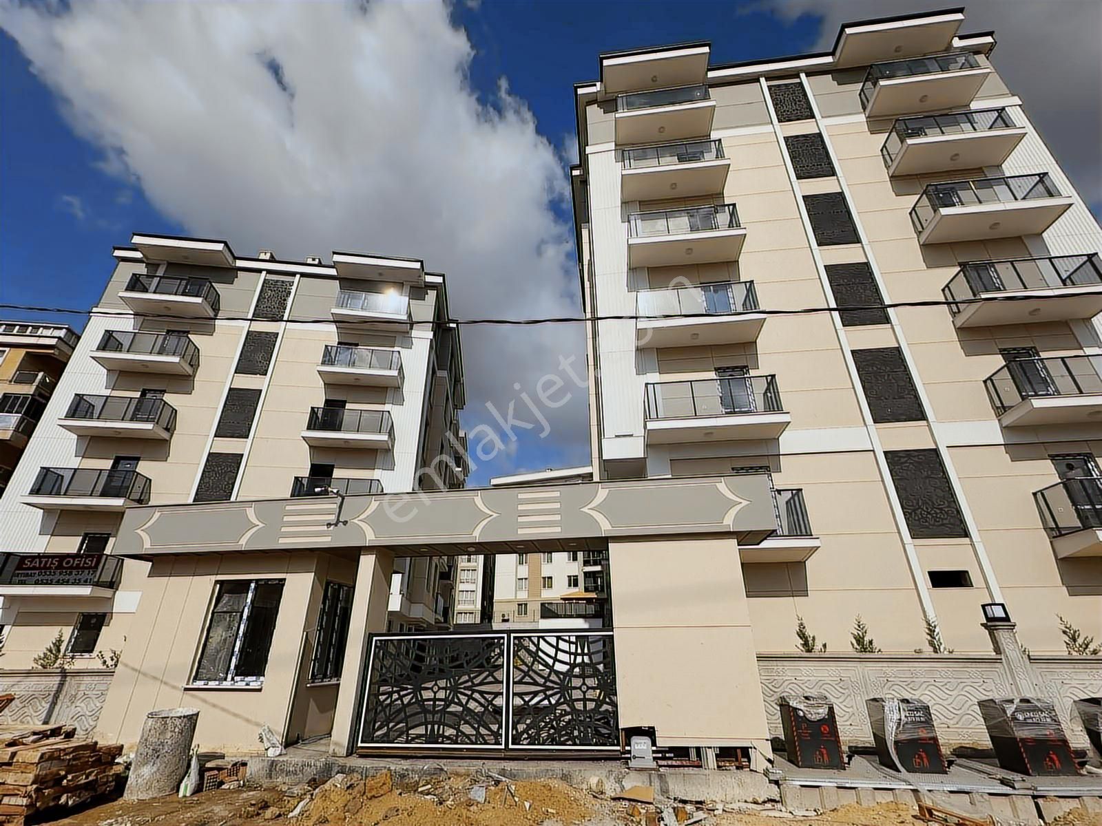 Tuğra'dan Nusratiye Mah.site İçi Sıfır Ara Kat 1+1 Geniş Kiralık - Görsel 14