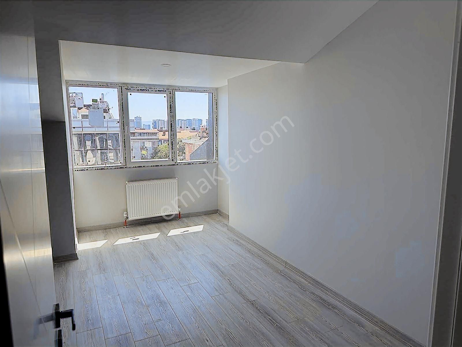 İncirli Caddesi Cepheli Dubleks Sıfır Daire - Görsel 17