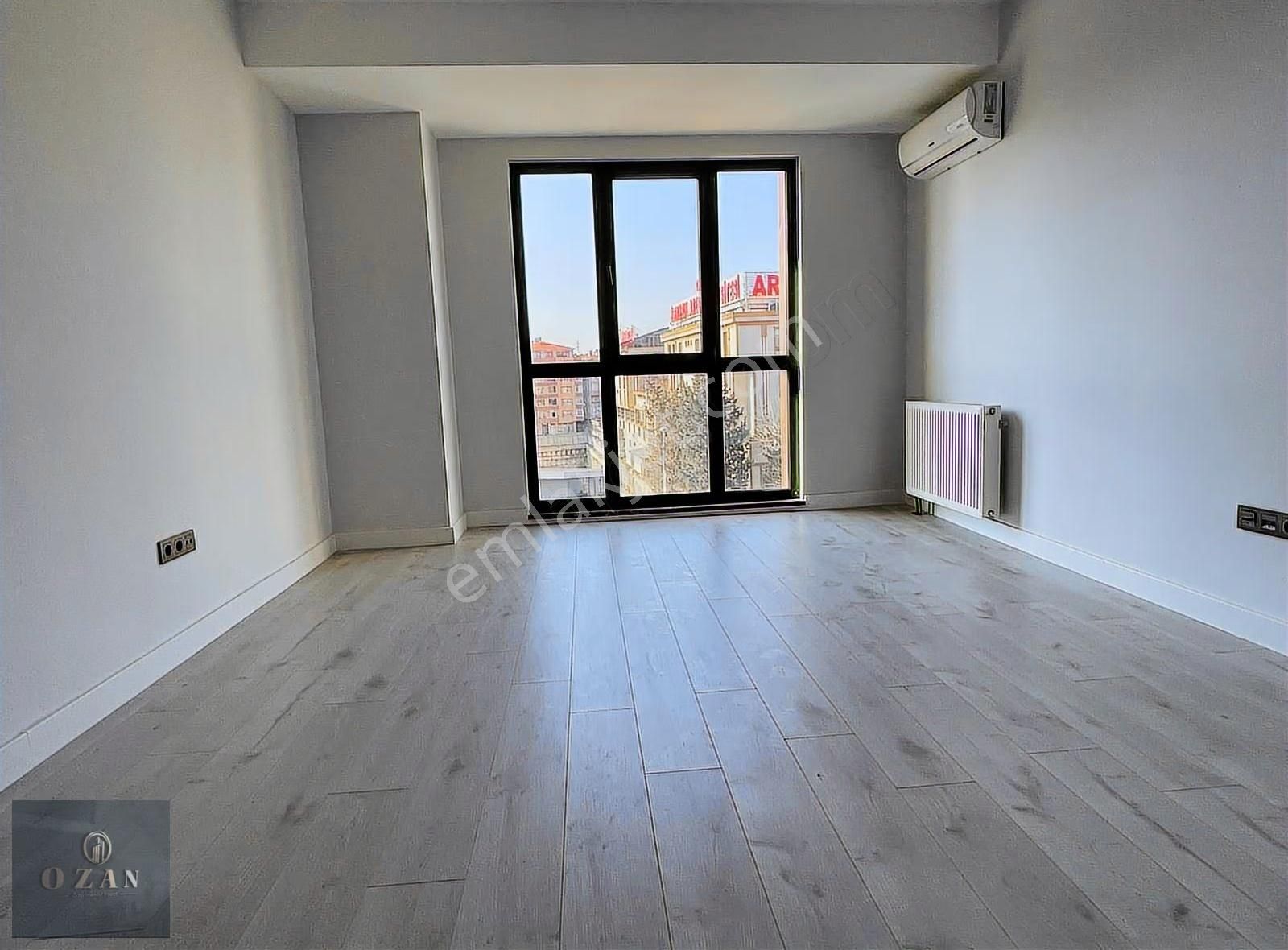 Ozan Emlaktan Torkam E5'de 3.kat 1+1 55m2 Cadde Cepheli Daire