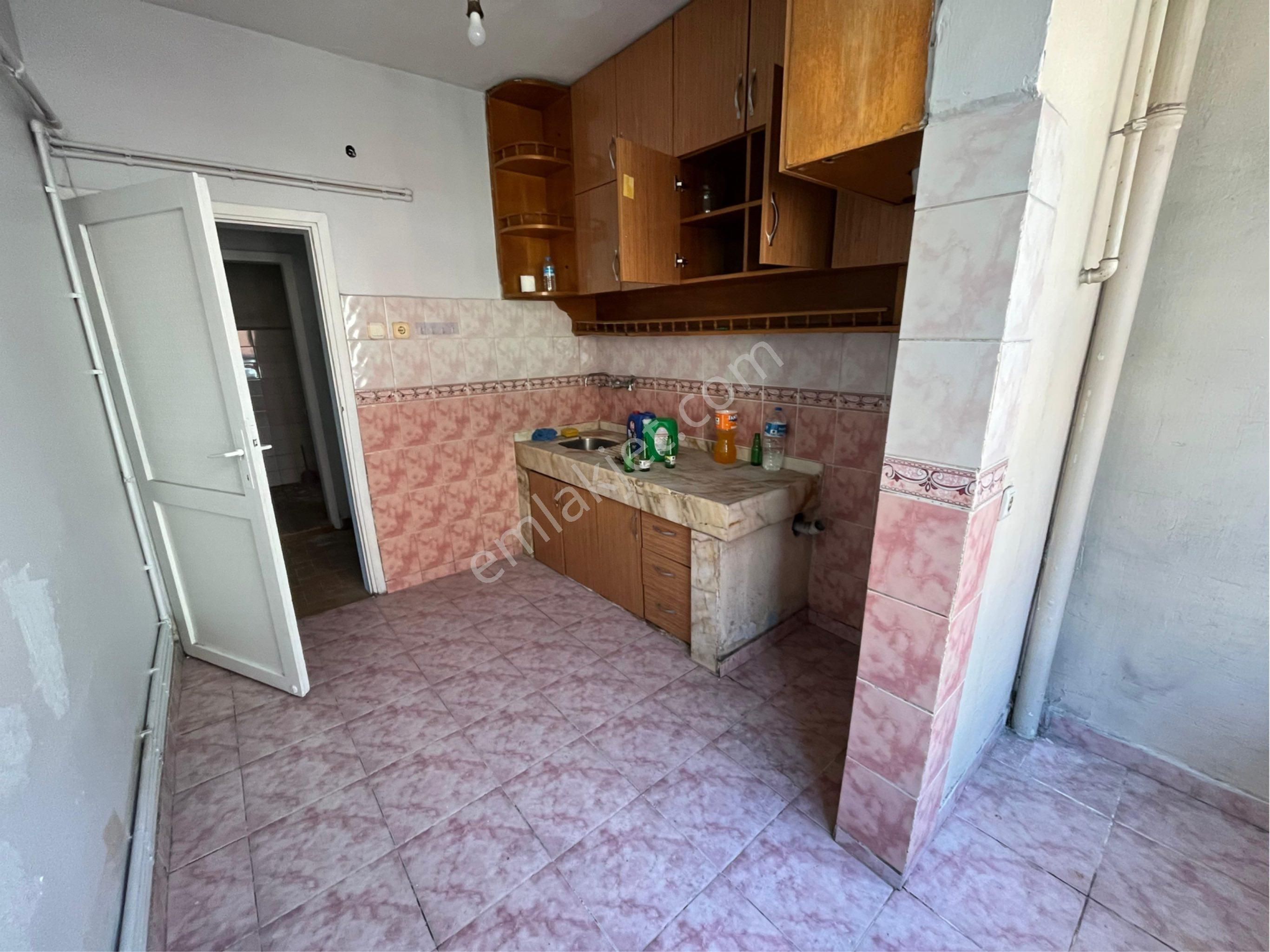 Emir Emlak’dan 2+1 2kat Temiz Daire - Görsel 3