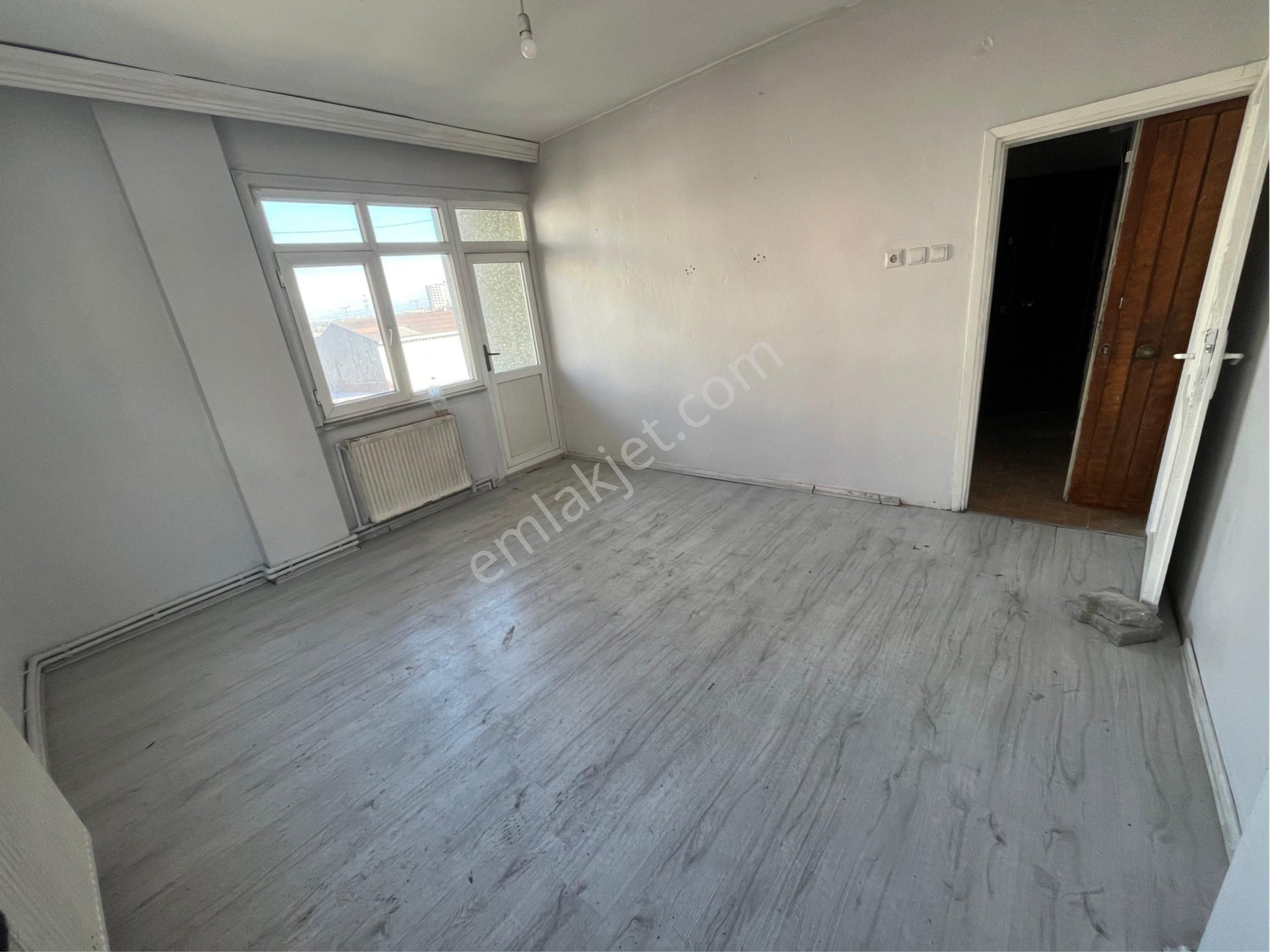 Emir Emlak’dan 2+1 2kat Temiz Daire - Görsel 4