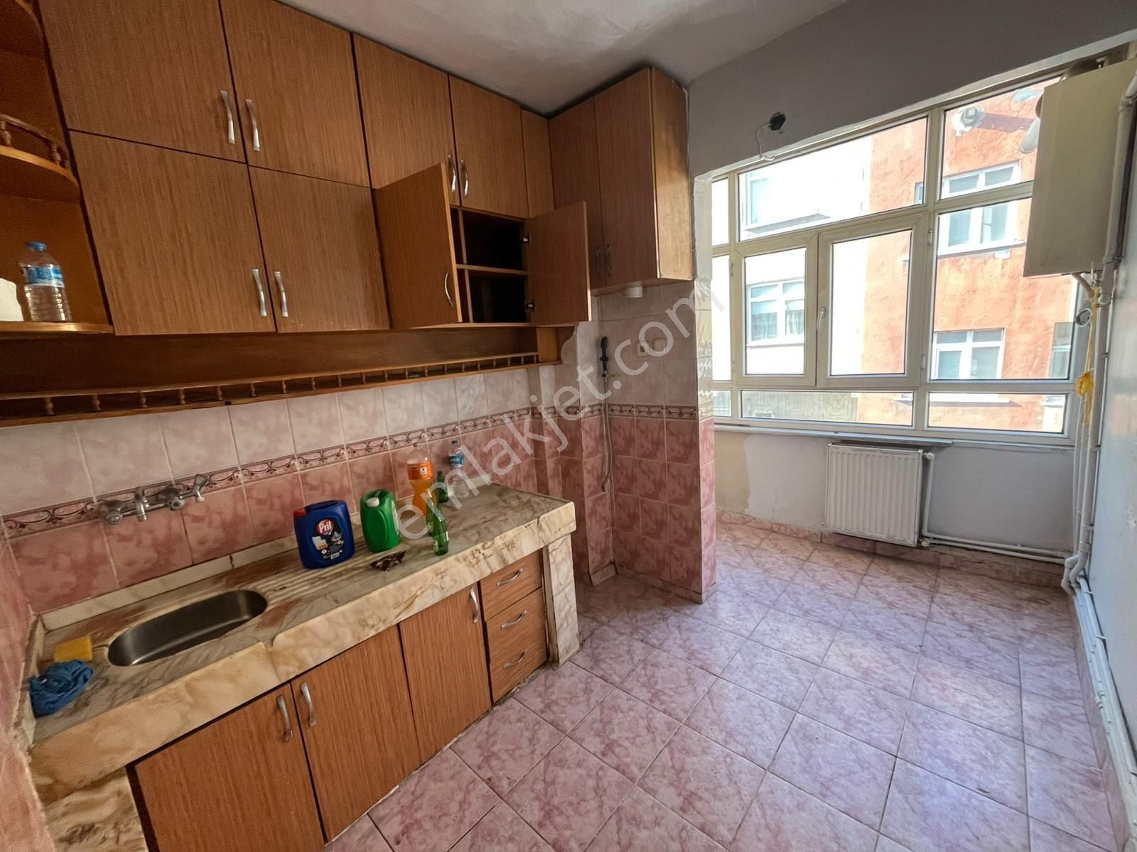 Emir Emlak’dan 2+1 2kat Temiz Daire