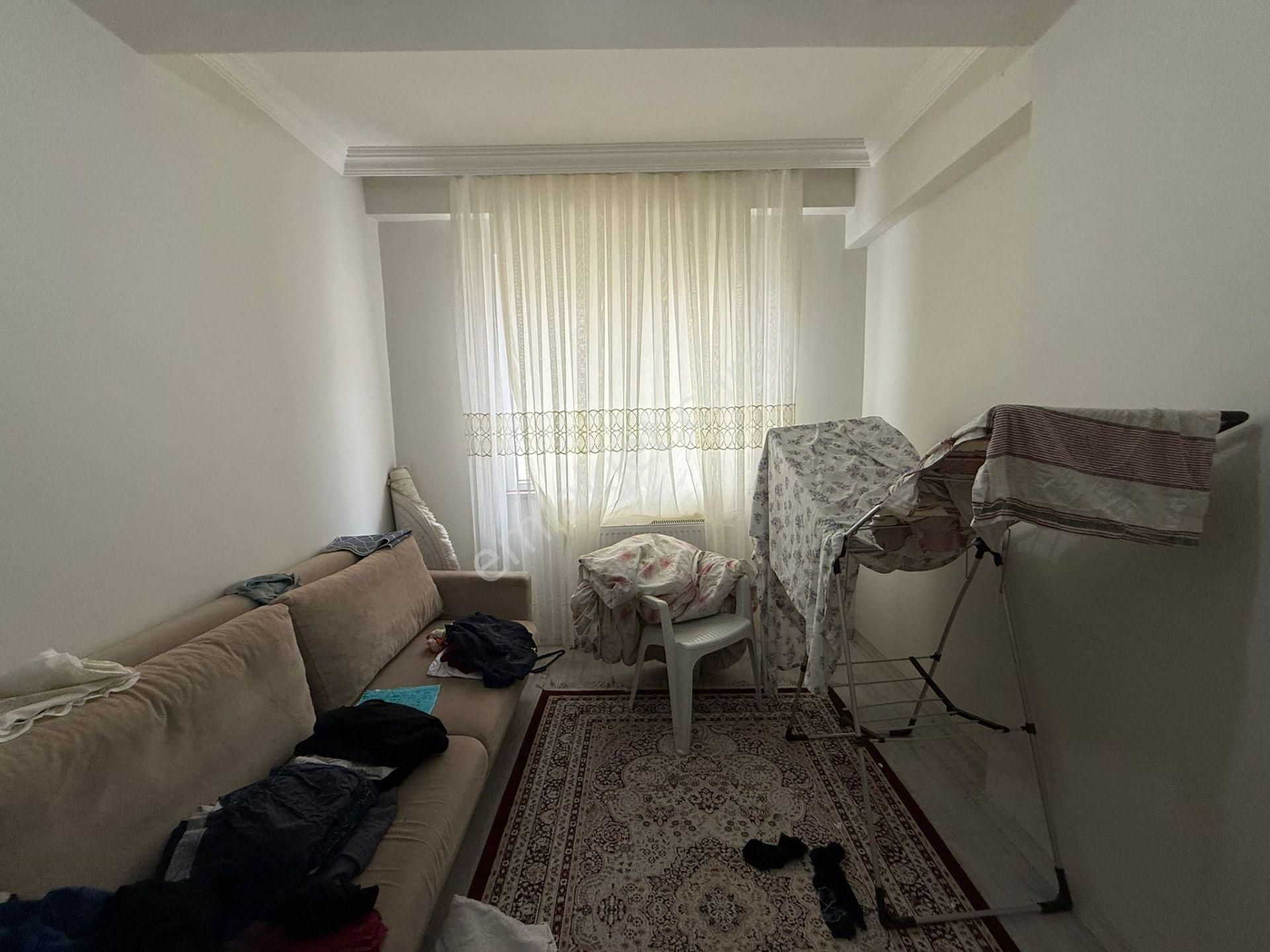 Akyüz Gayrimenkul Den; Merkezi Konumda Iskanlı Kombılı Satılık 3+1 Daire - Görsel 7