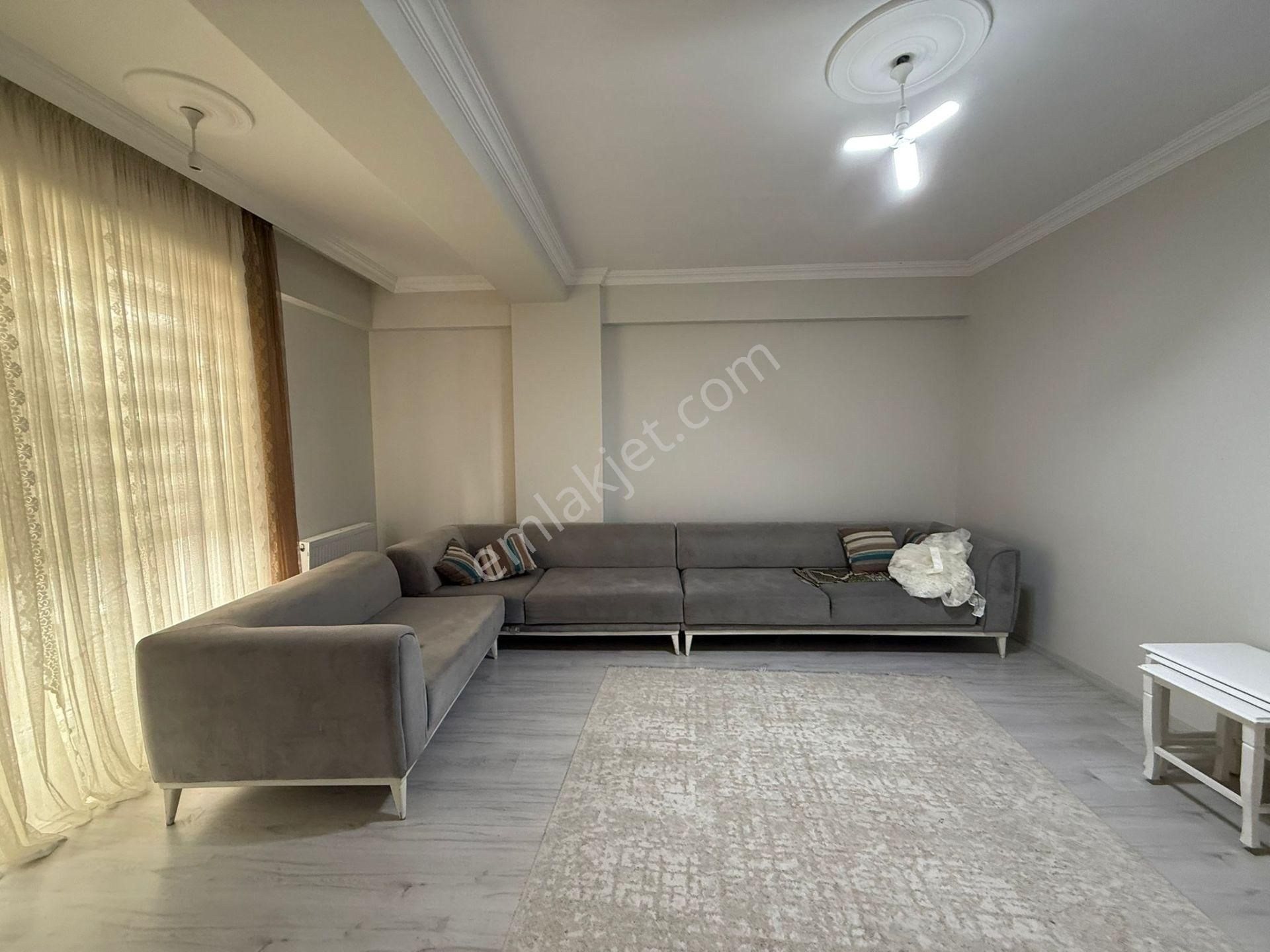 Akyüz Gayrimenkul Den; Merkezi Konumda Iskanlı Kombılı Satılık 3+1 Daire - Görsel 17