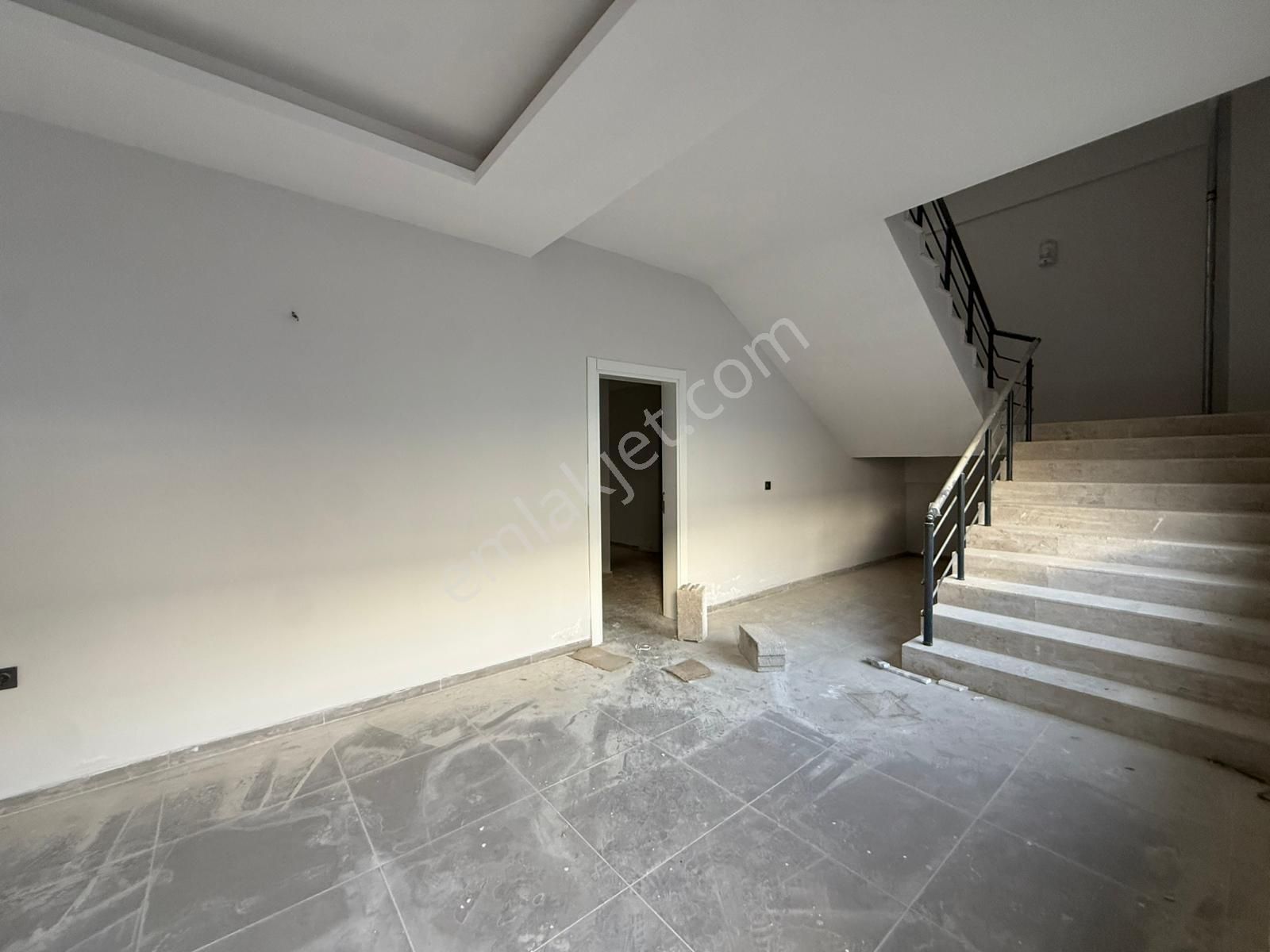 Adanorm Sanayi Sitesinde 1.350 M2/8 Wc/teras/3 Katlı/çok Amaçlı - Görsel 2