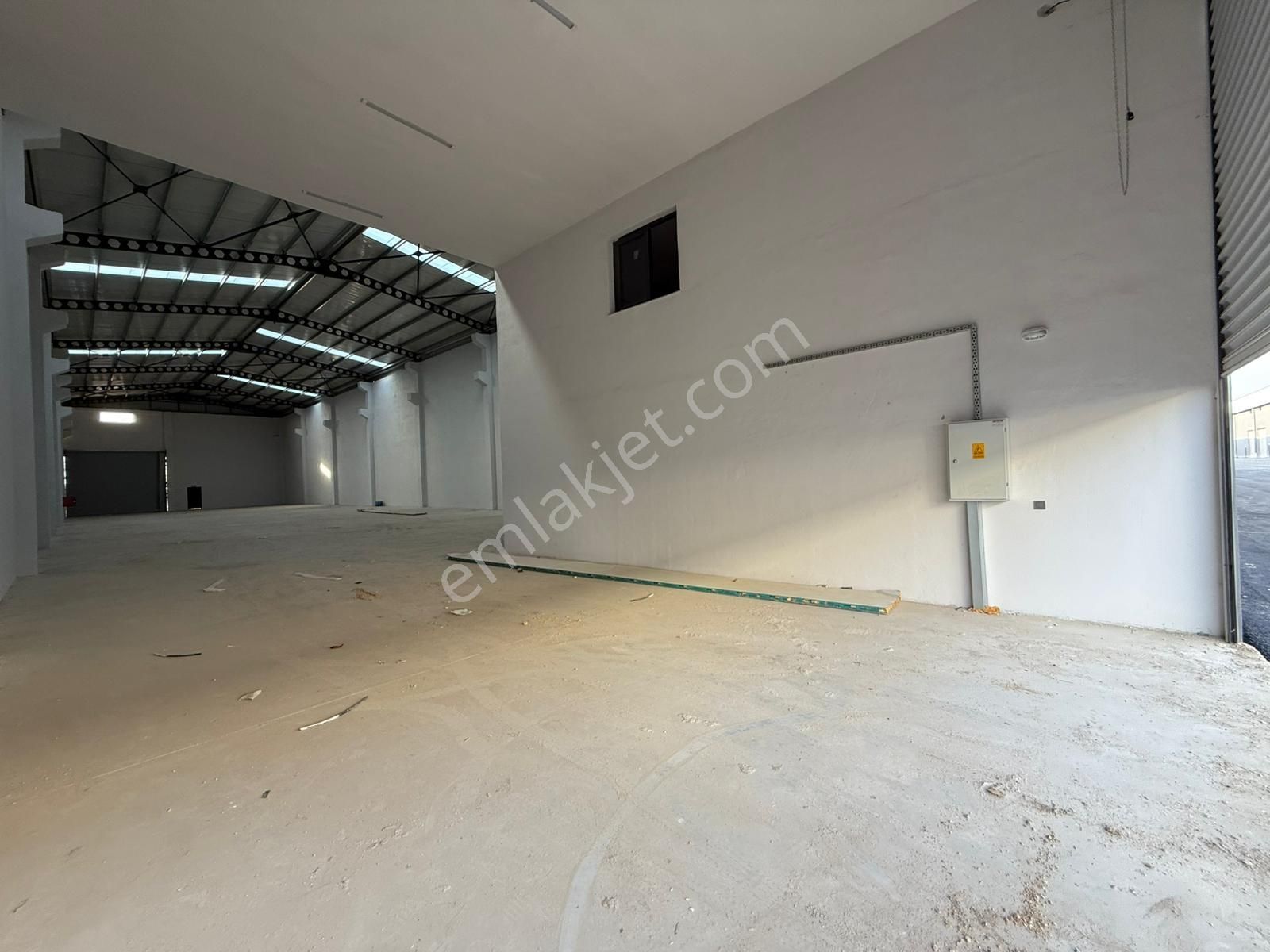 Adanorm Sanayi Sitesinde 1.350 M2/8 Wc/teras/3 Katlı/çok Amaçlı - Görsel 8