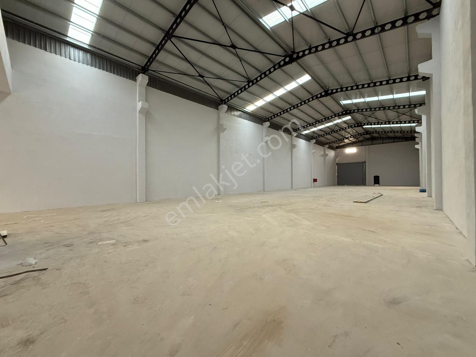Adanorm Sanayi Sitesinde 1.350 M2/8 Wc/teras/3 Katlı/çok Amaçlı - Görsel 11