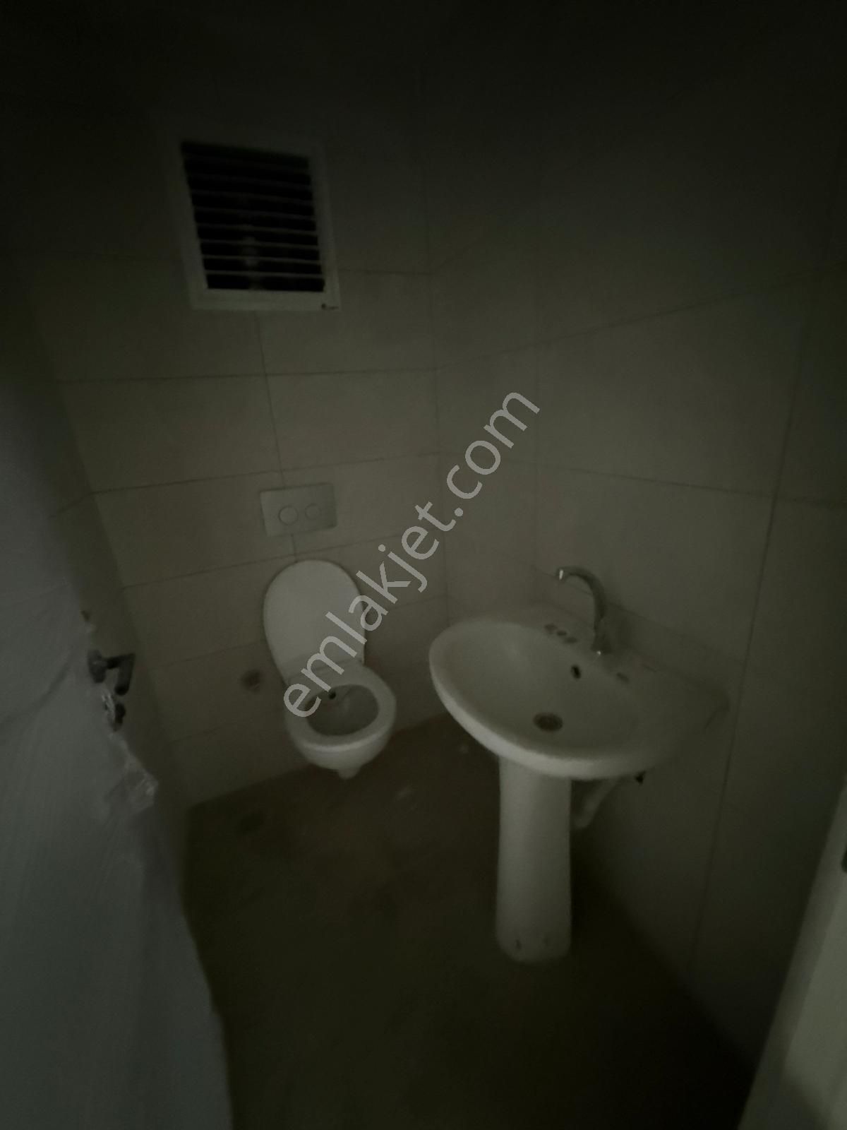 Adanorm Sanayi Sitesinde 1.350 M2/8 Wc/teras/3 Katlı/çok Amaçlı - Görsel 5