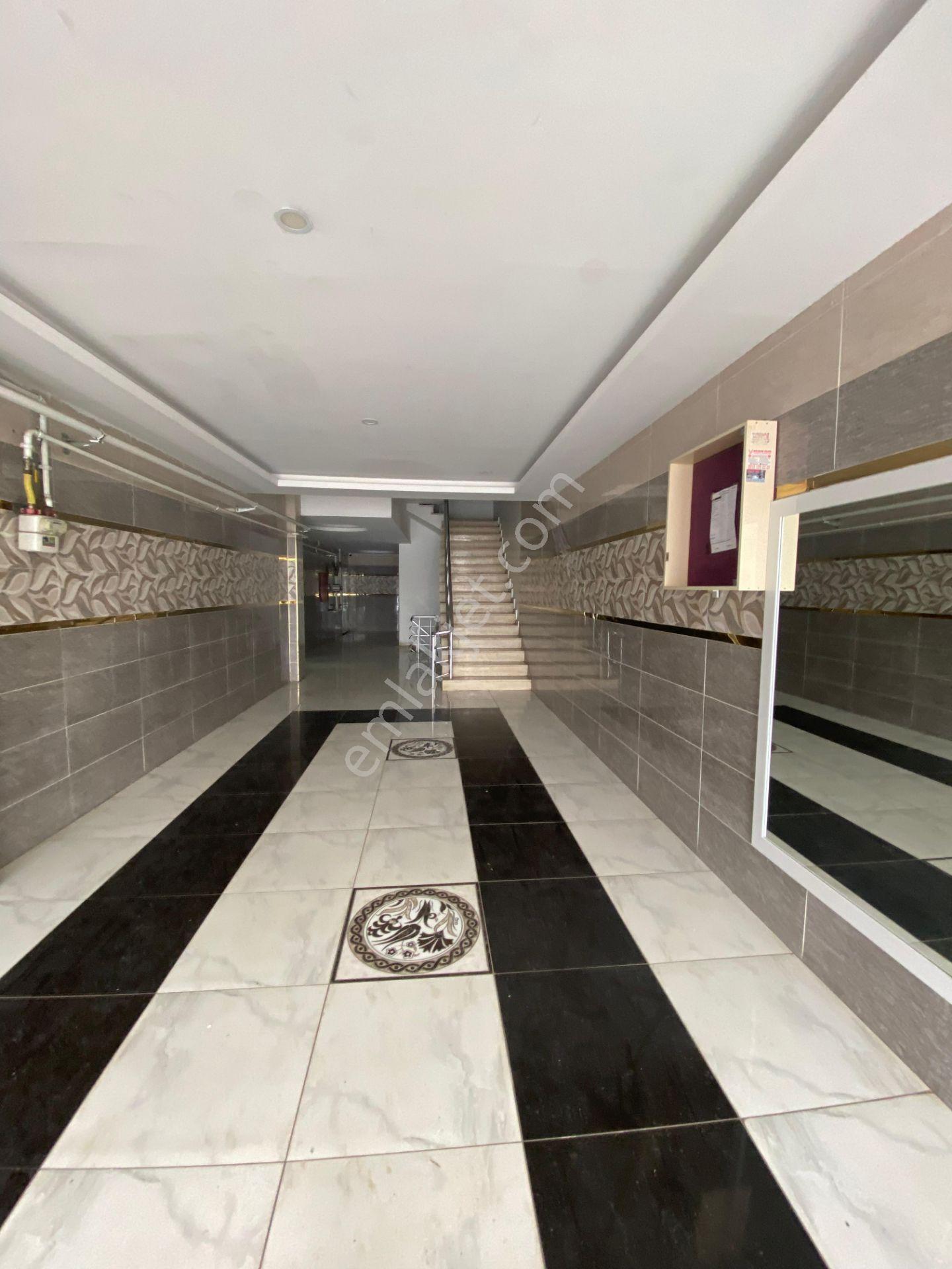 Satılık Fabrika Mahallesinin En Güzel 3+1 Dairesi - Görsel 5