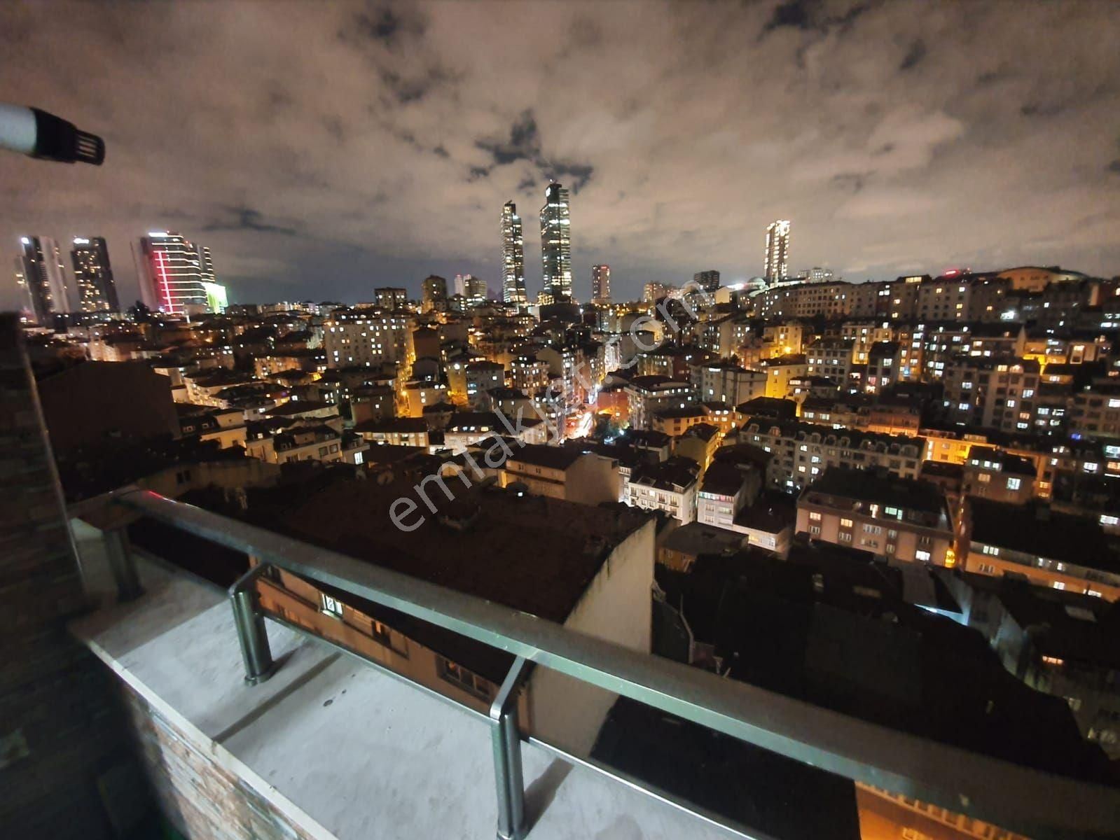 Tuncay'dan Mecidiyeköy'de Lüks Binada 5. Kat'da 2+1 Eşyalı - Görsel 11