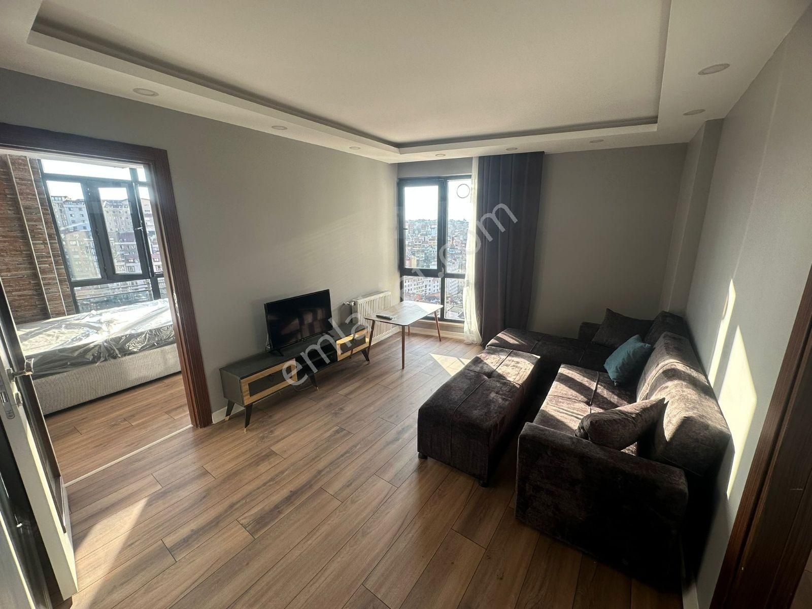 Tuncay'dan Mecidiyeköy'de Lüks Binada 5. Kat'da 2+1 Eşyalı - Görsel 20