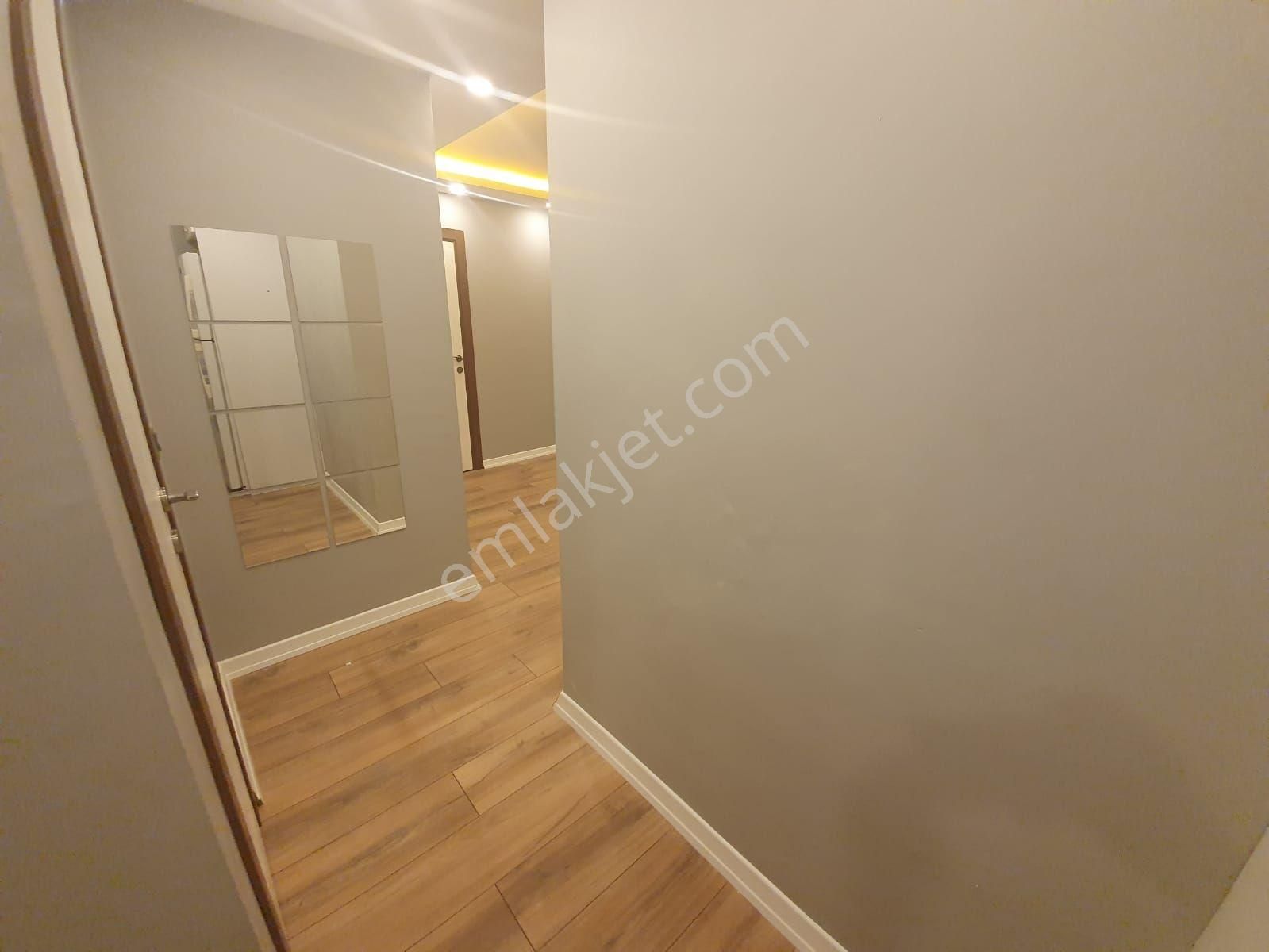 Tuncay'dan Mecidiyeköy'de Lüks Binada 5. Kat'da 2+1 Eşyalı - Görsel 3