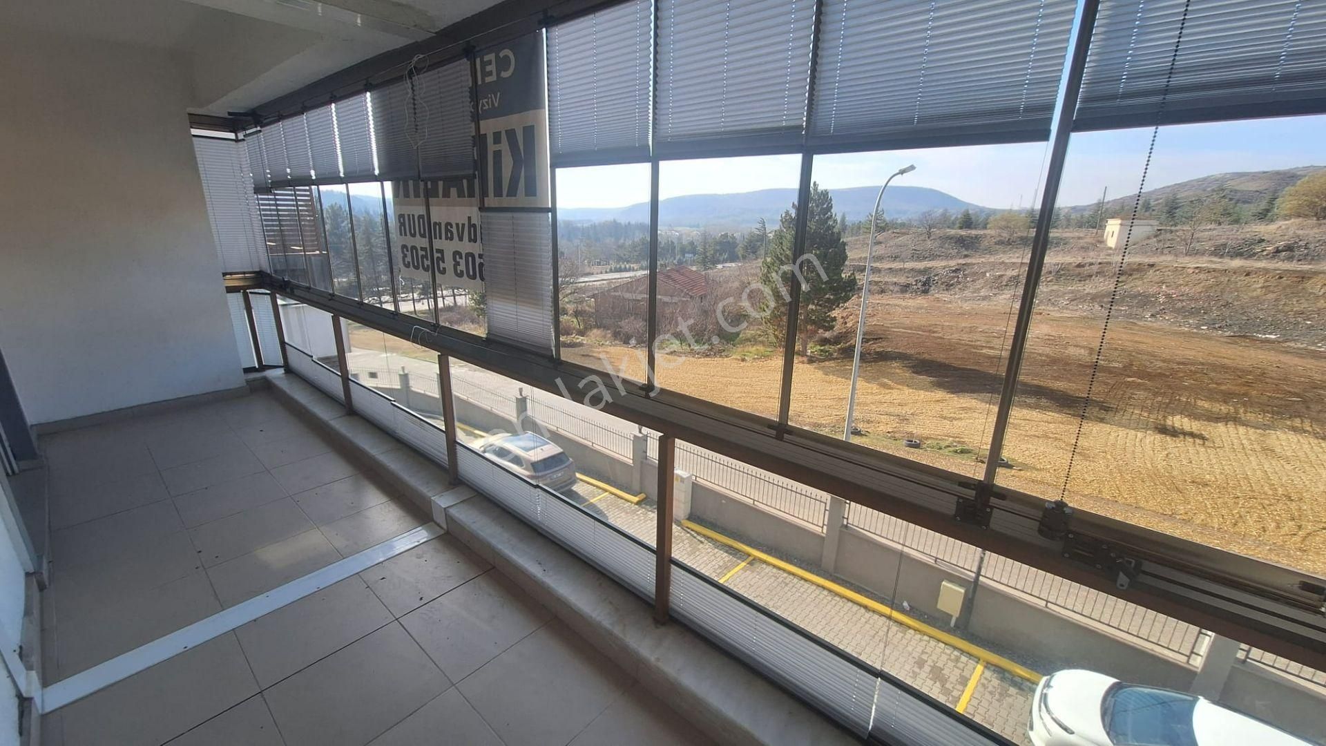 Century 21 Vizyon'dan Terrace Park Sitesinde 2+1 Lüks Kiralık Daire - Görsel 18