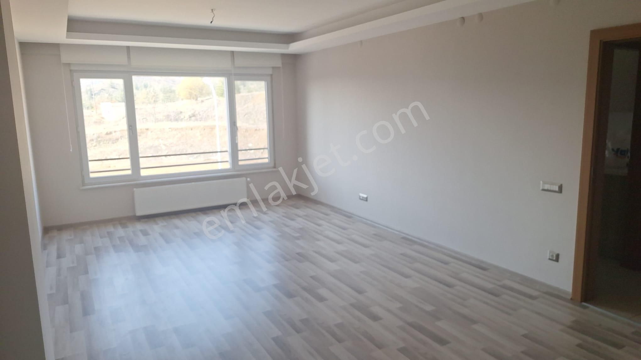 Century 21 Vizyon'dan Terrace Park Sitesinde 2+1 Lüks Kiralık Daire - Görsel 11