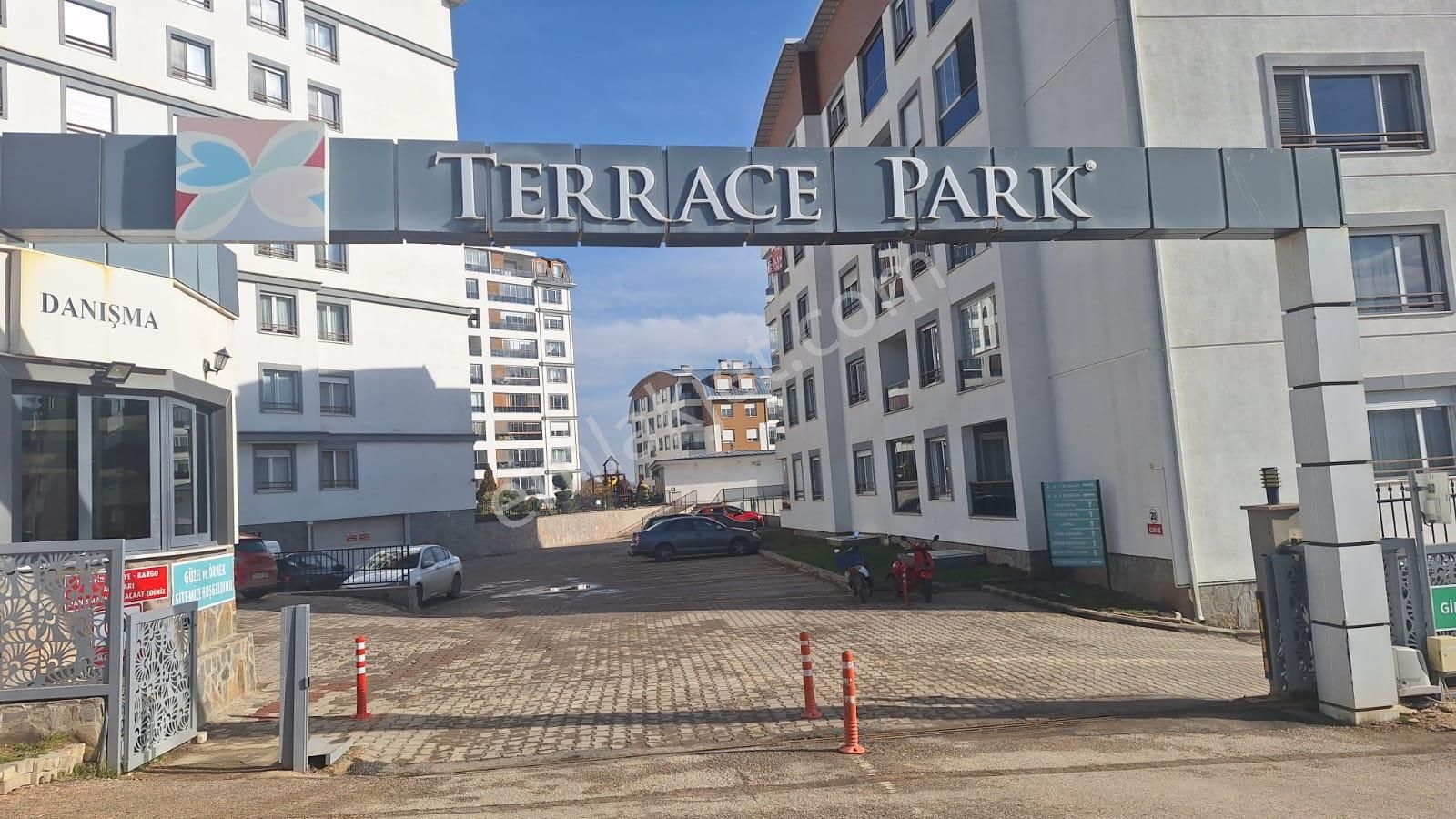 Century 21 Vizyon'dan Terrace Park Sitesinde 2+1 Lüks Kiralık Daire