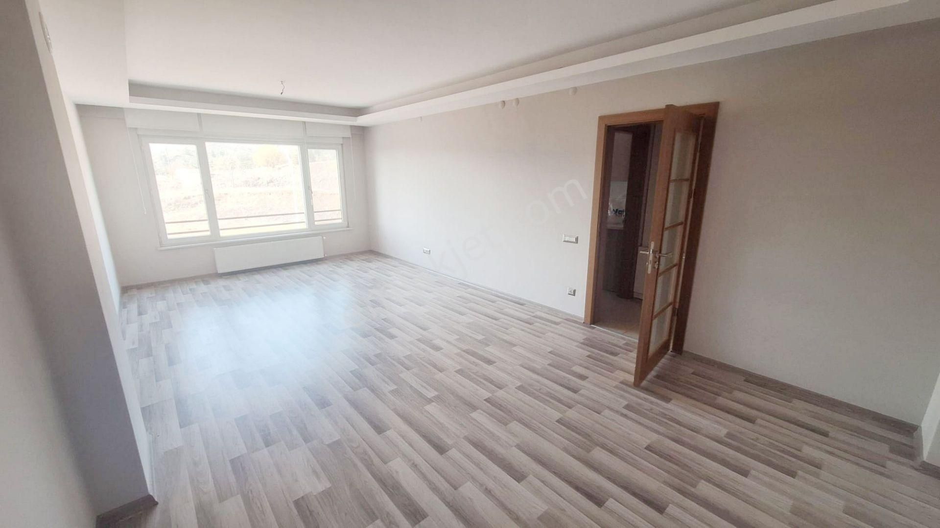 Century 21 Vizyon'dan Terrace Park Sitesinde 2+1 Lüks Kiralık Daire - Görsel 13