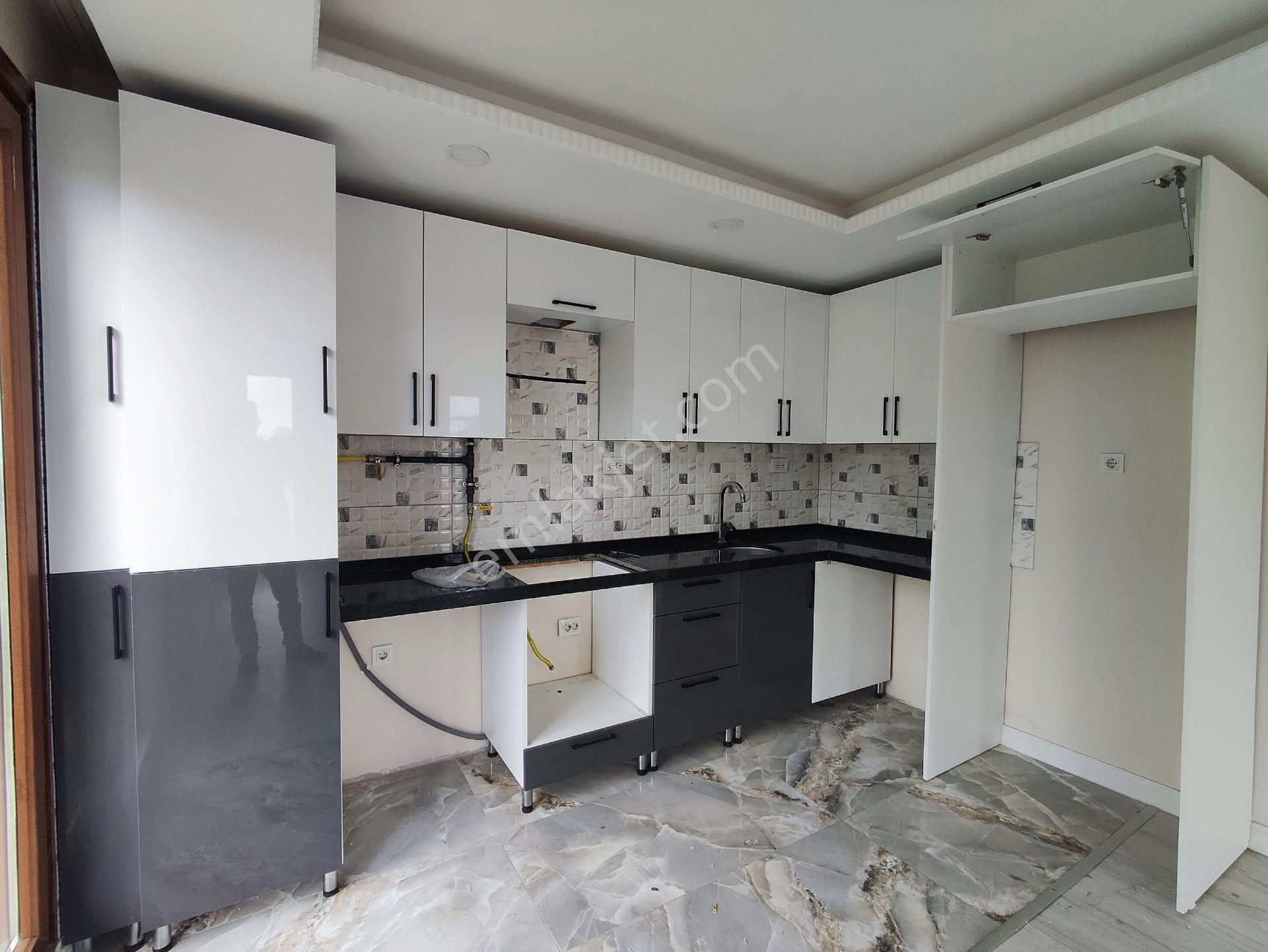 6-12 Ay Vadeli-silivri Gümüşyaka Satılık 4+1 İskanlı İkiz Villa (yol Cephe) - Görsel 12