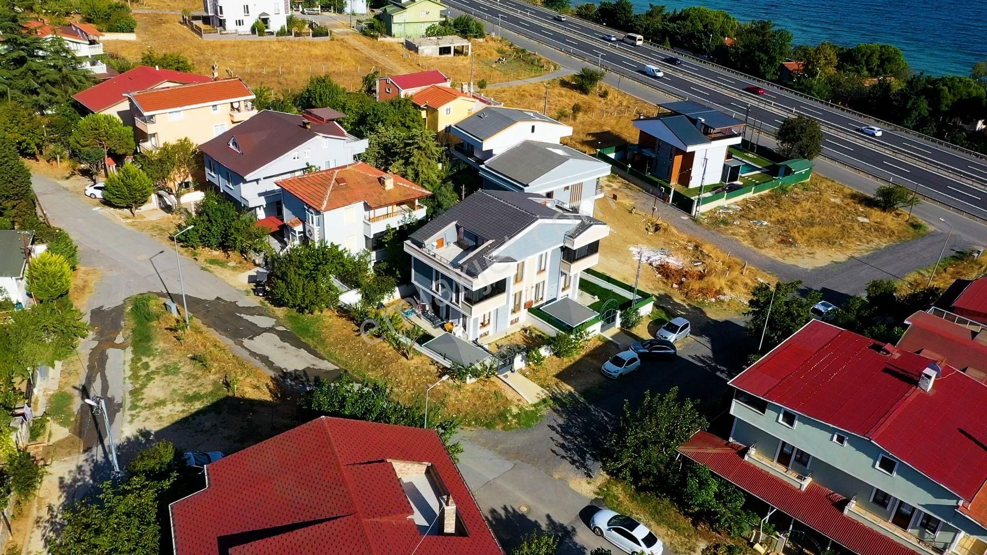 6-12 Ay Vadeli-silivri Gümüşyaka Satılık 4+1 İskanlı İkiz Villa (yol Cephe)