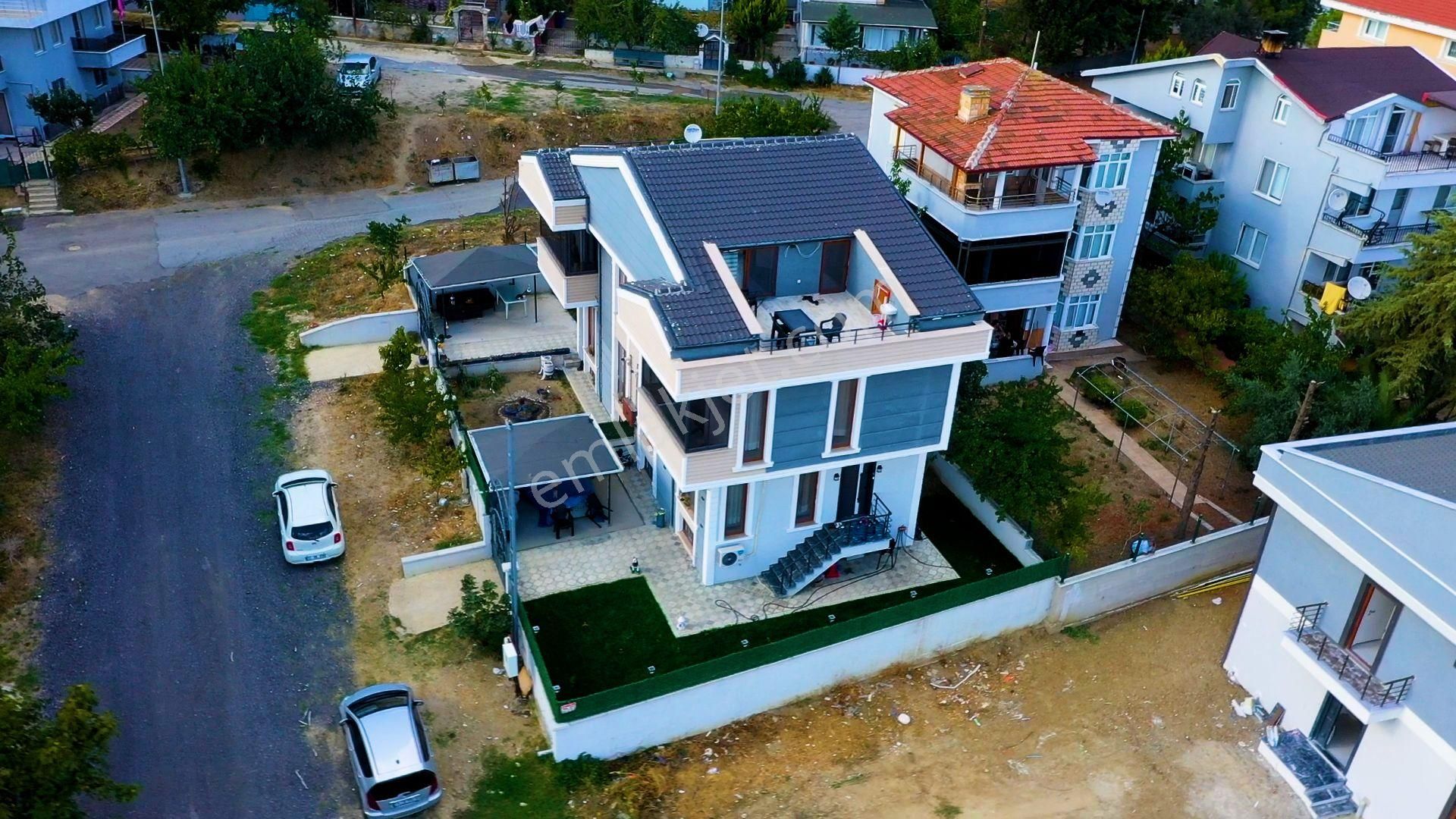 6-12 Ay Vadeli-silivri Gümüşyaka Satılık 4+1 İskanlı İkiz Villa (yol Cephe) - Görsel 4