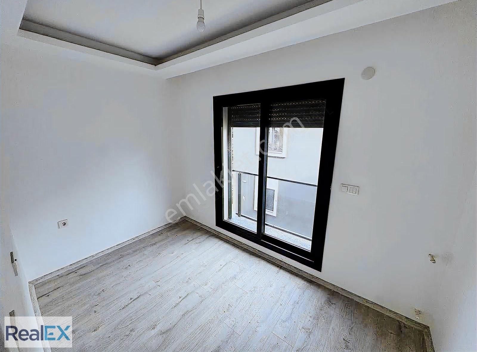 Ön Cephe Köşe Deniz Manzaralı Villa - Görsel 28