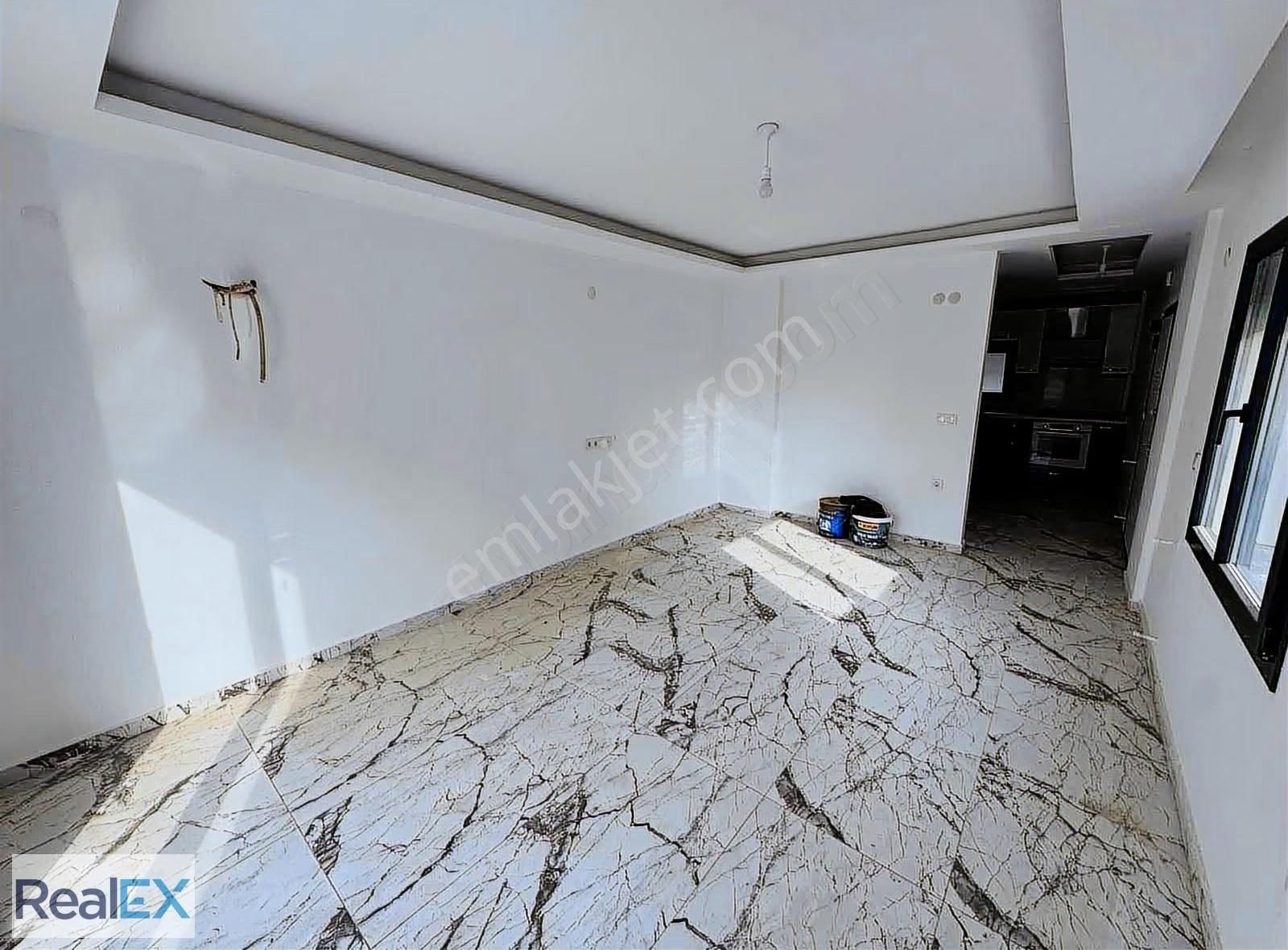 Ön Cephe Köşe Deniz Manzaralı Villa - Görsel 24