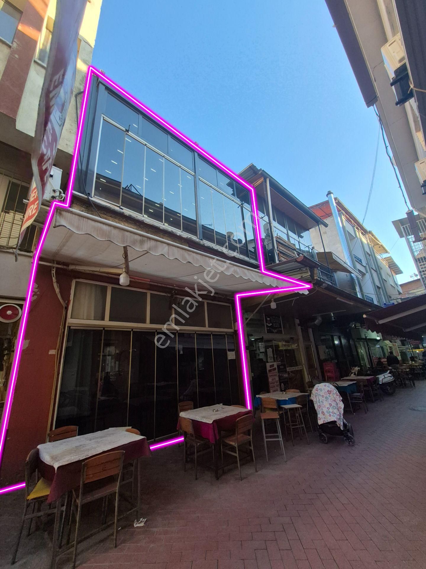 Uzun Çarşıda Kıbrıs Caddesine Yakın 49 M² Satılık Dükkan - Görsel 5