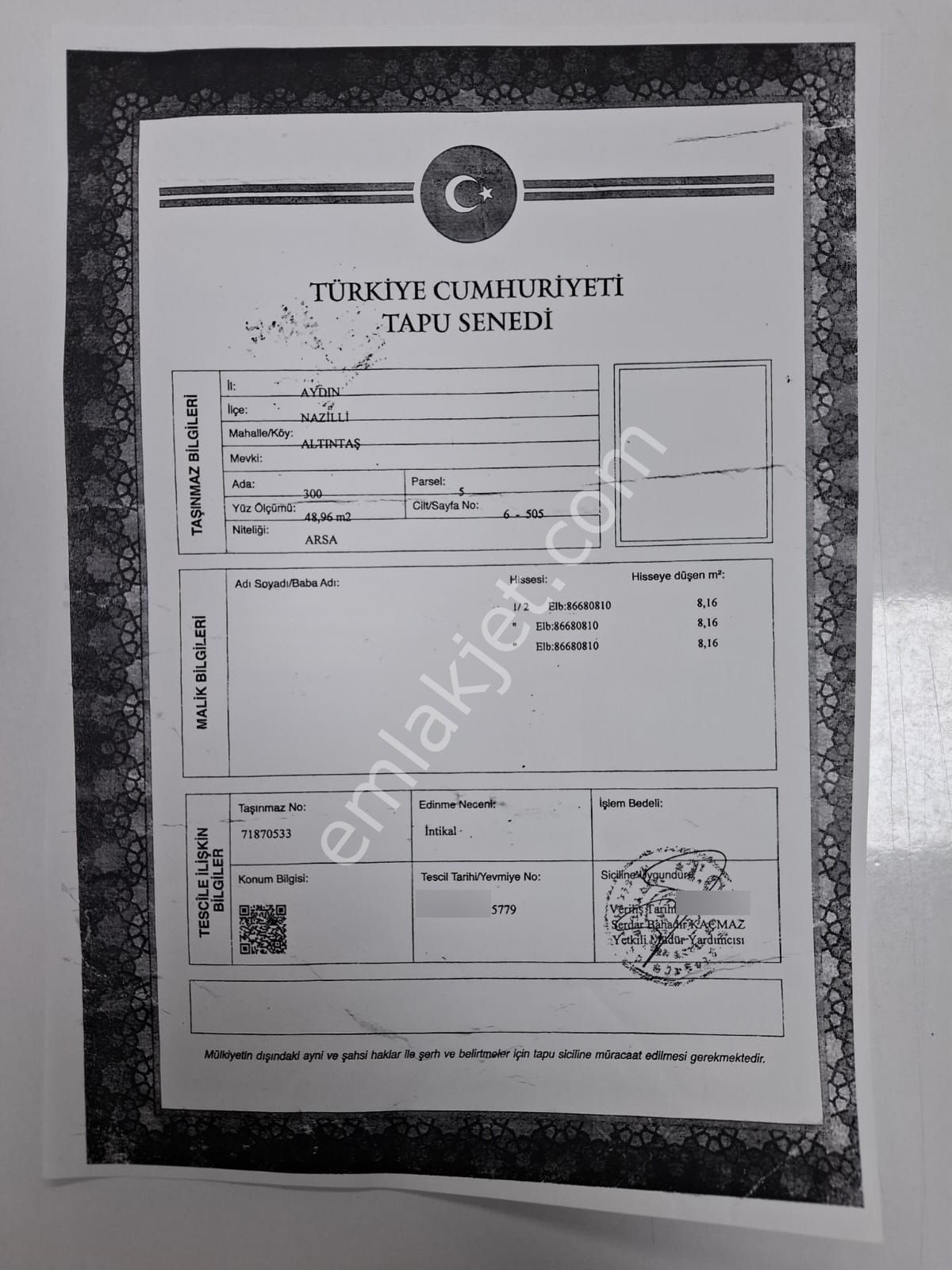 Uzun Çarşıda Kıbrıs Caddesine Yakın 49 M² Satılık Dükkan - Görsel 8