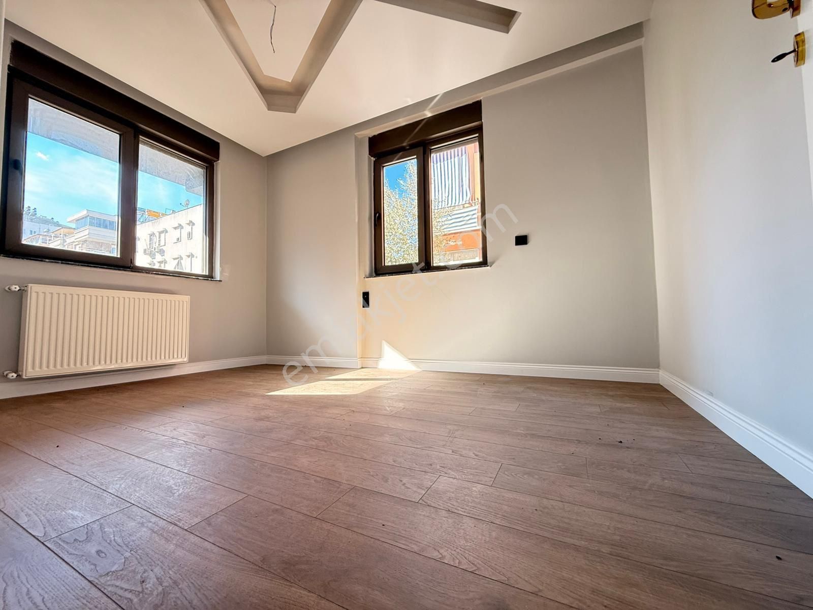 Etiler’de Önü Açık Doğalgazlı Elektrik Panjurlu 2+1 Daire - Görsel 15