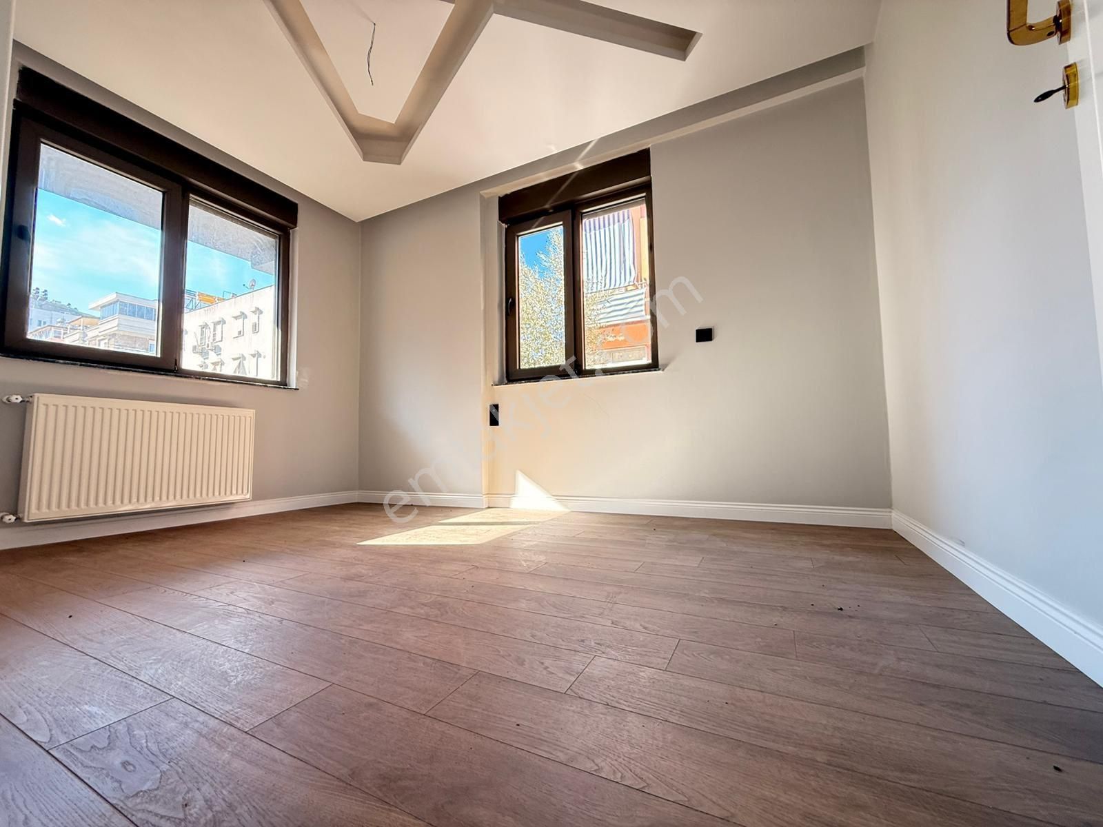 Etiler’de Önü Açık Doğalgazlı Elektrik Panjurlu 2+1 Daire - Görsel 17