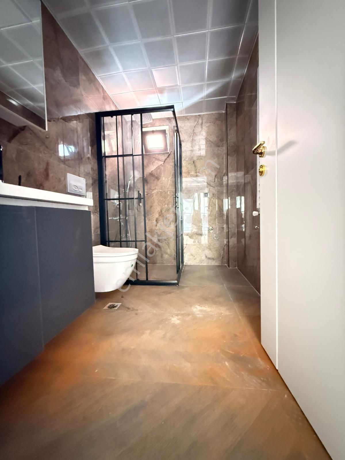 Etiler’de Önü Açık Doğalgazlı Elektrik Panjurlu 2+1 Daire - Görsel 18