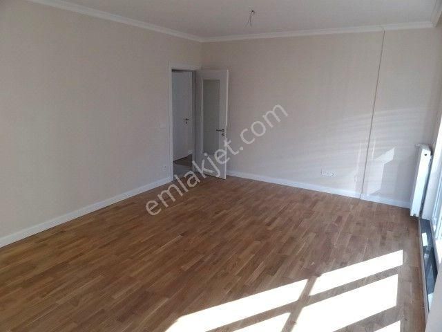 Kozyatağı Merkez Genç Ap.ebev.süperlüks Kiralık Daire 3+1,130m2. - Görsel 11