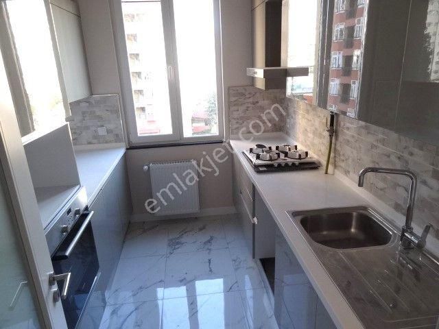 Kozyatağı Merkez Genç Ap.ebev.süperlüks Kiralık Daire 3+1,130m2. - Görsel 12