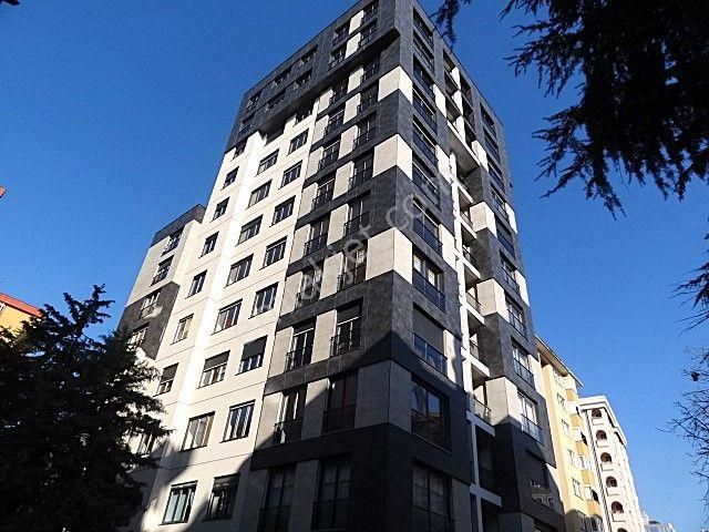 Kozyatağı Merkez Genç Ap.ebev.süperlüks Kiralık Daire 3+1,130m2.