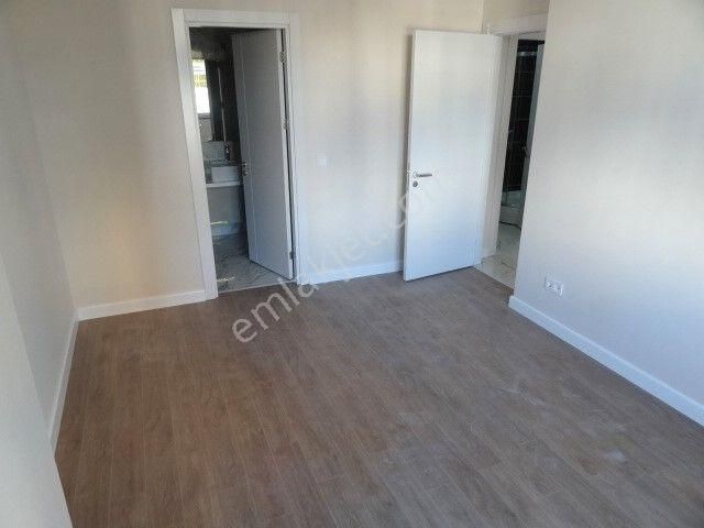 Kozyatağı Merkez Genç Ap.ebev.süperlüks Kiralık Daire 3+1,130m2. - Görsel 30