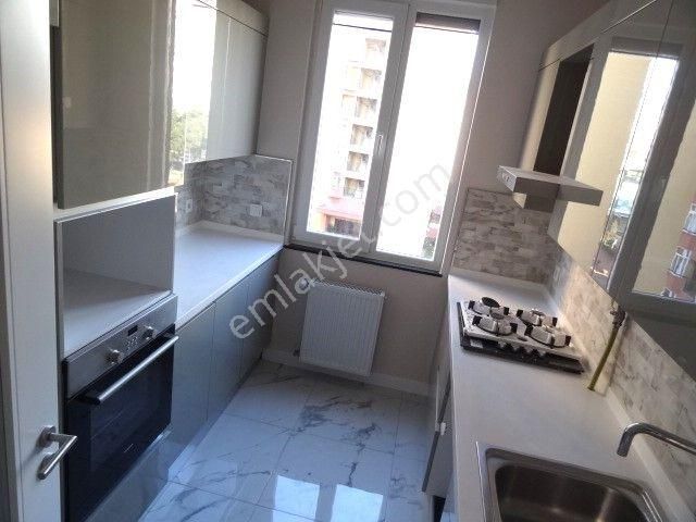 Kozyatağı Merkez Genç Ap.ebev.süperlüks Kiralık Daire 3+1,130m2. - Görsel 13