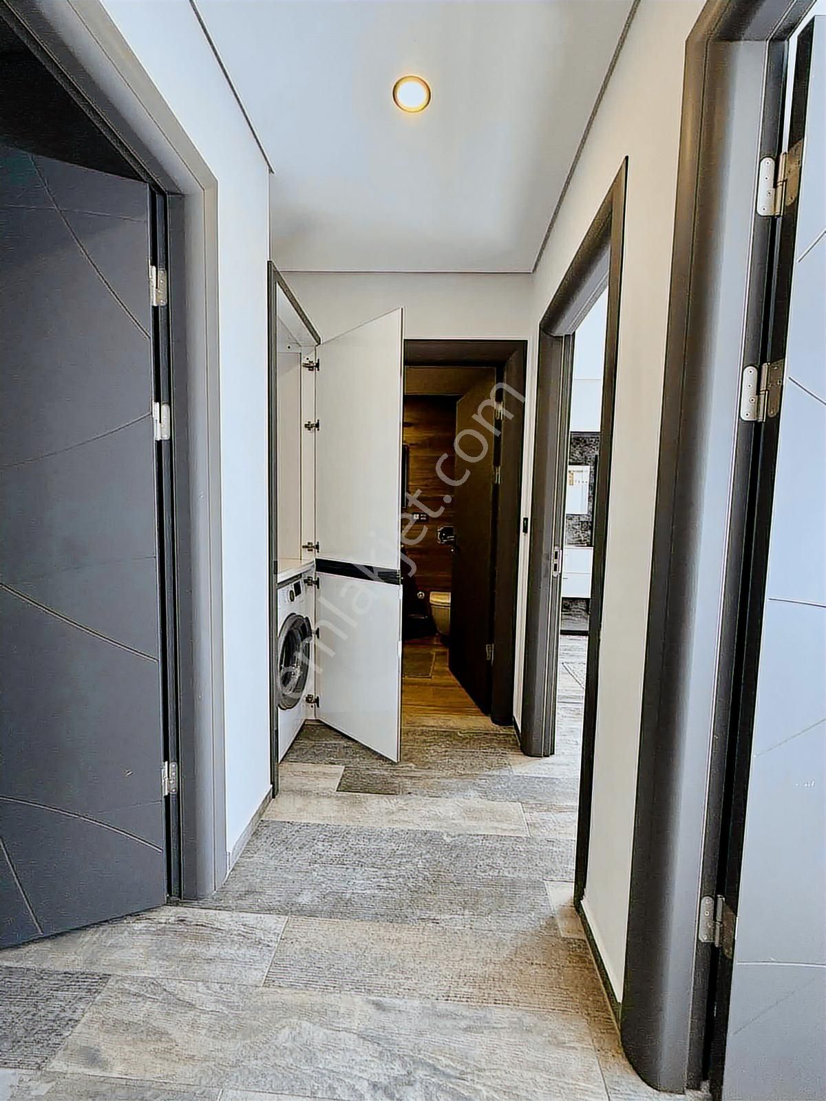 Kuşadası Güzelçamlı'da Denize 200 Mt Özel Havuzlu 3+1 Villa - Görsel 10