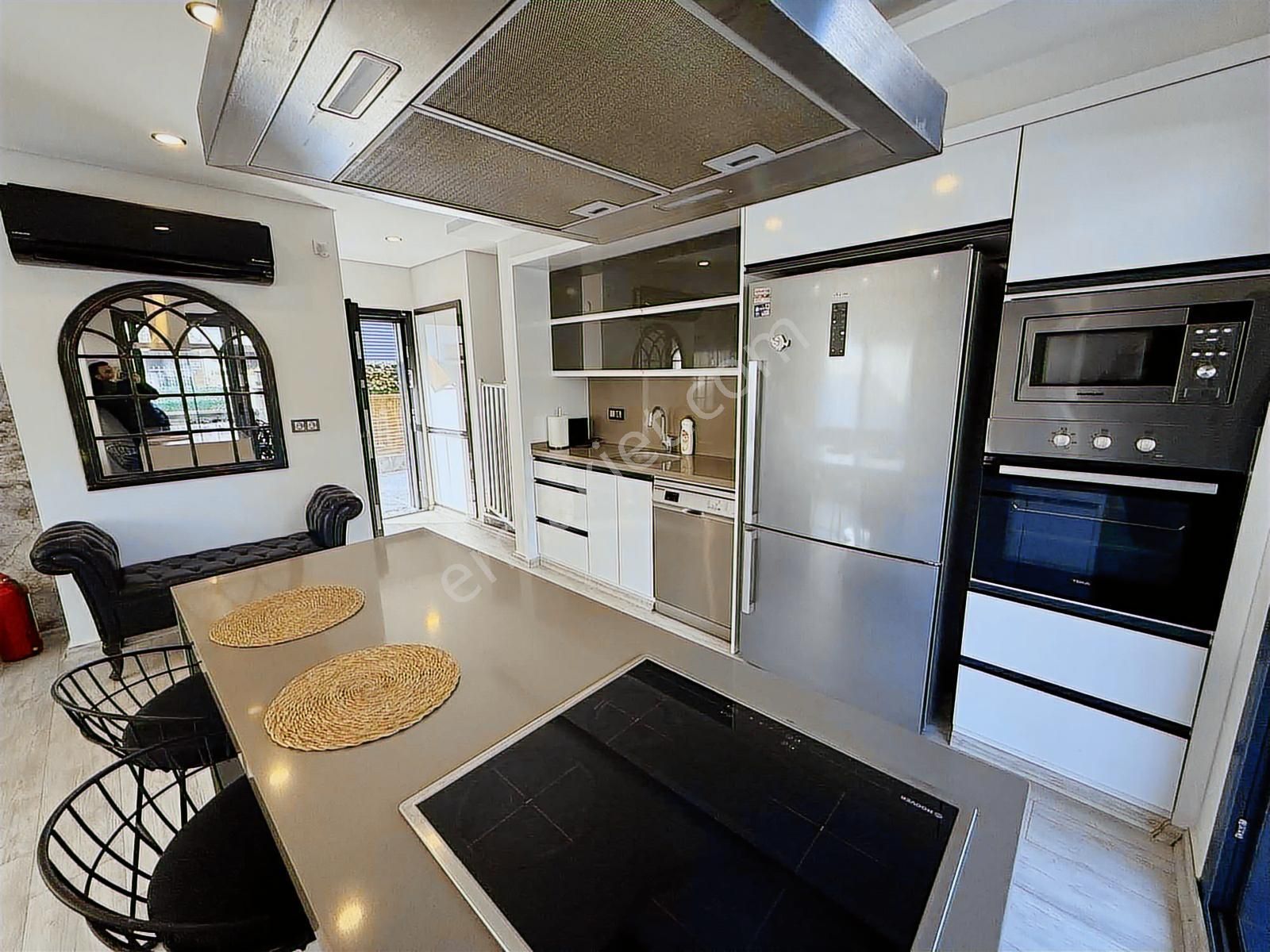 Kuşadası Güzelçamlı'da Denize 200 Mt Özel Havuzlu 3+1 Villa - Görsel 6