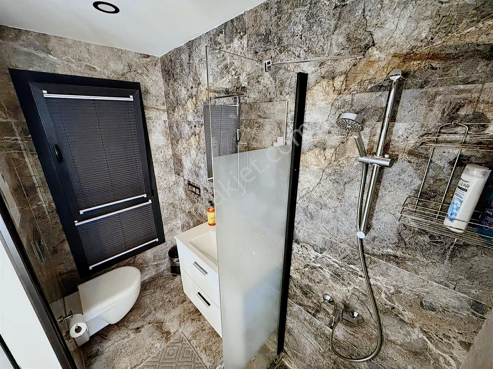 Kuşadası Güzelçamlı'da Denize 200 Mt Özel Havuzlu 3+1 Villa - Görsel 25