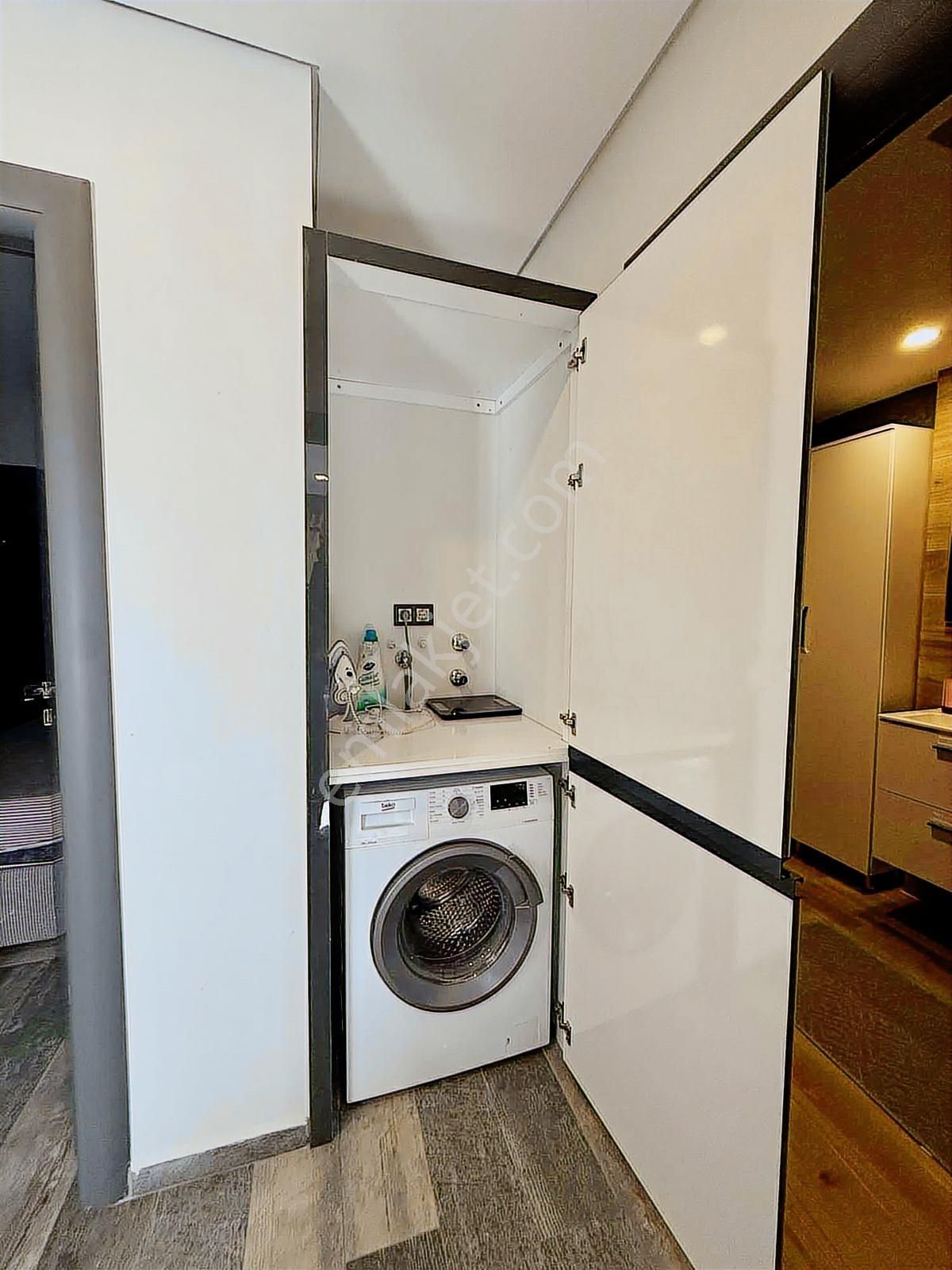 Kuşadası Güzelçamlı'da Denize 200 Mt Özel Havuzlu 3+1 Villa - Görsel 16