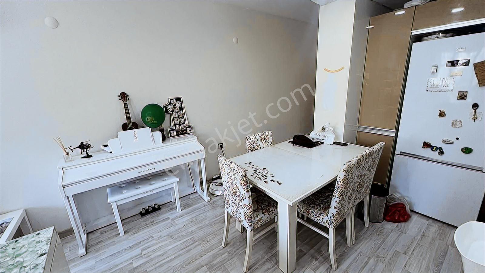 Bornova Veranova Sitesi'nde 2+1 Satılık Bahçeli Dubleks Daire - Görsel 30