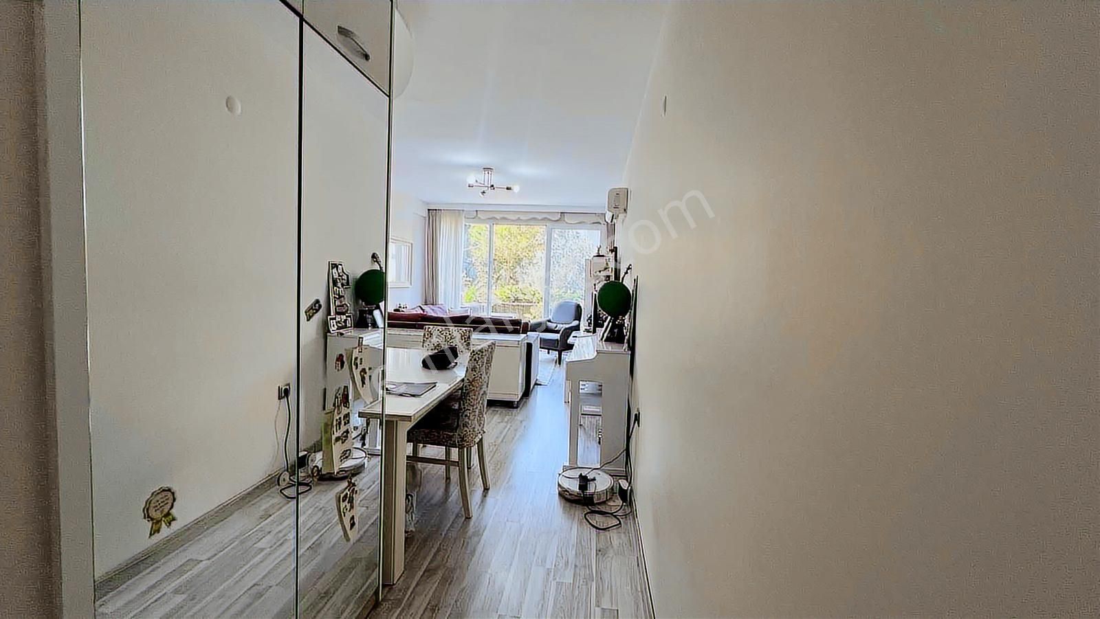 Bornova Veranova Sitesi'nde 2+1 Satılık Bahçeli Dubleks Daire - Görsel 7